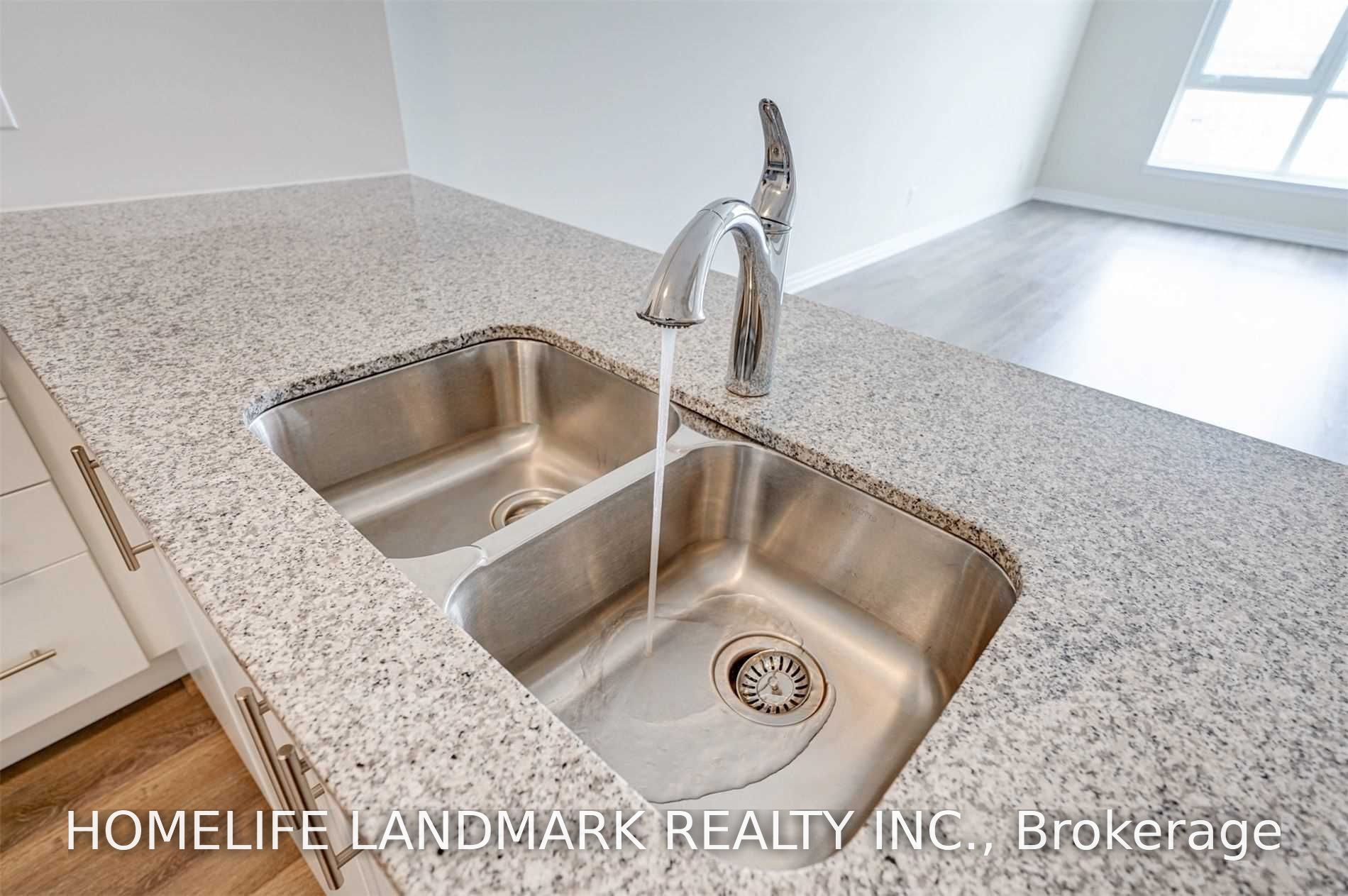 511 150 Oak Park Boulevard Property Photo 13