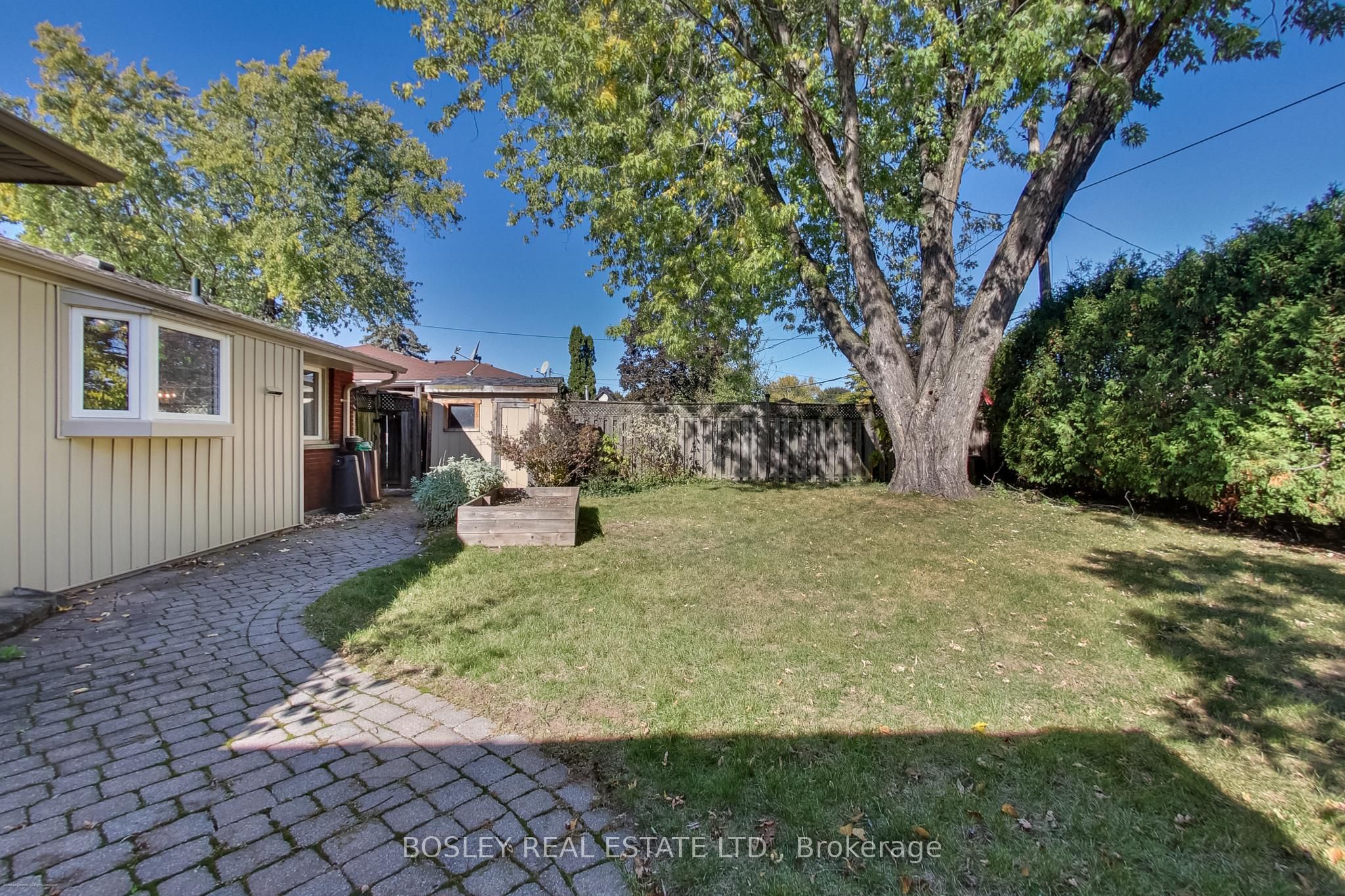 623 Thornwood Avenue Property Photo 34
