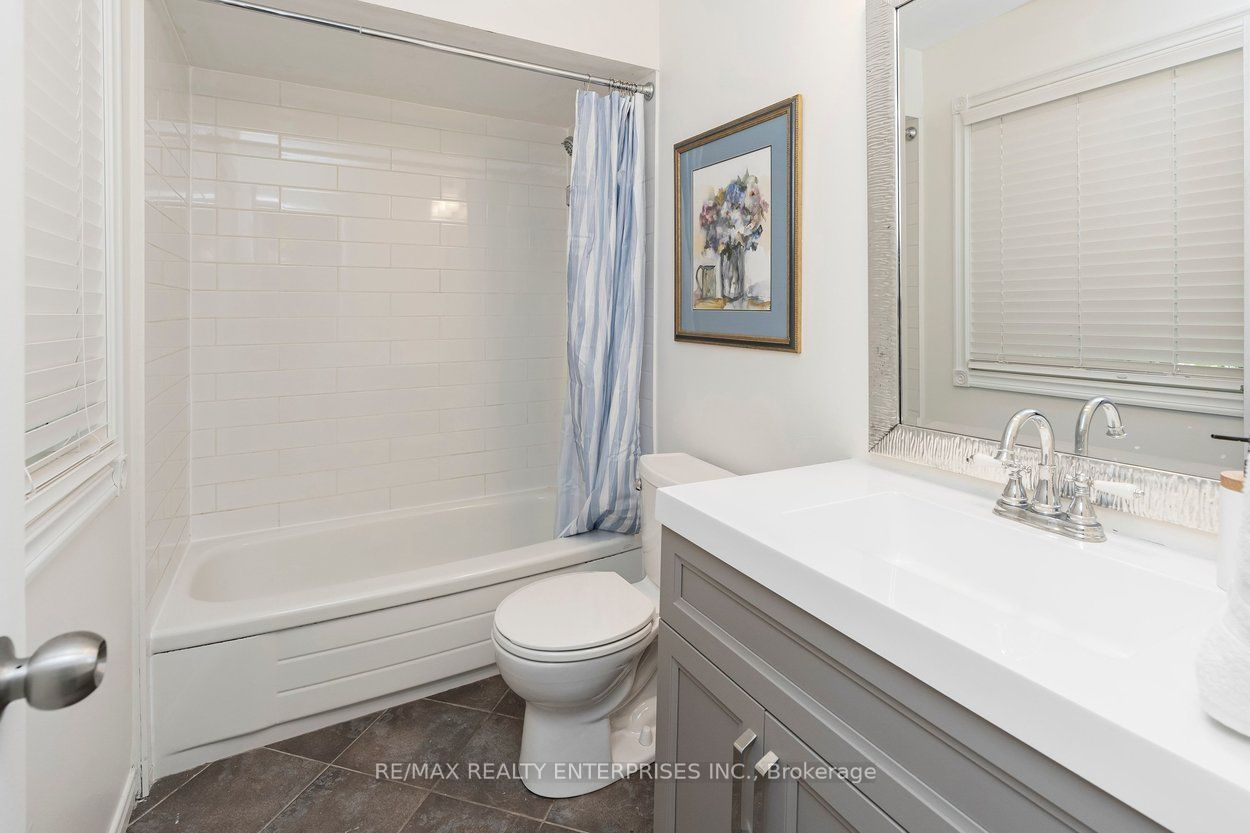 2055 Walkers Line 117 Property Photo 22