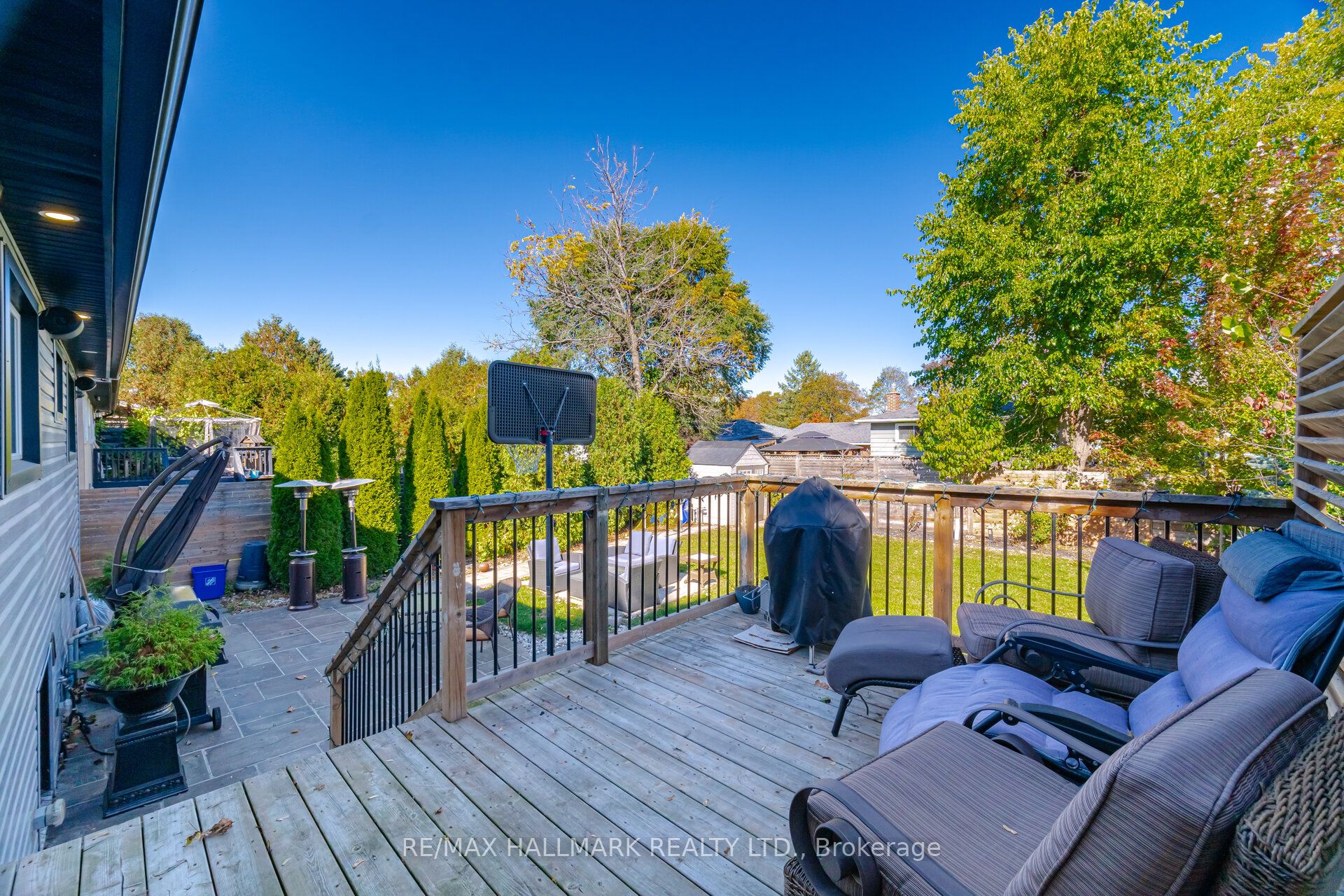 407 Bronte Road Property Photo 4