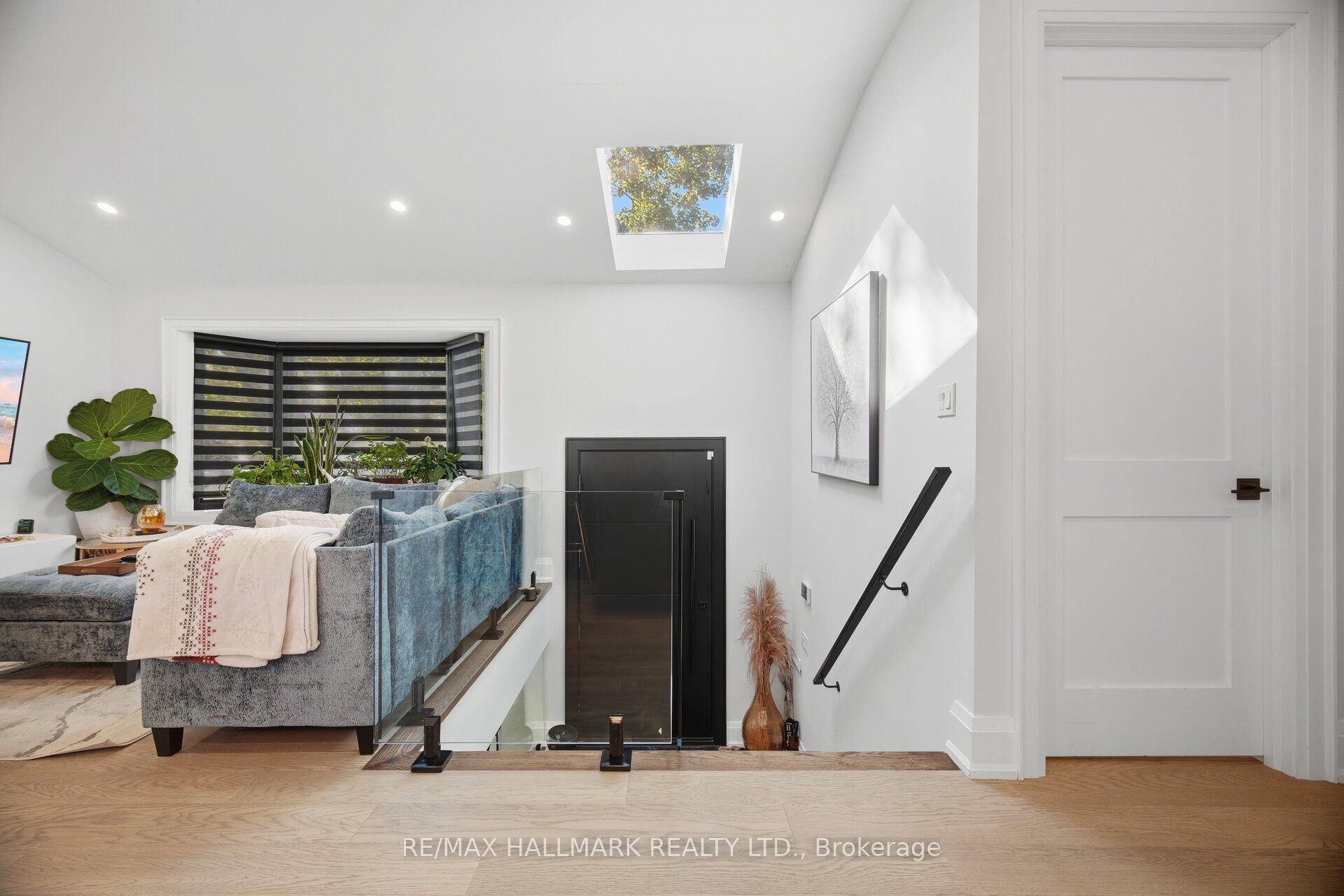 407 Bronte Road Property Photo 15