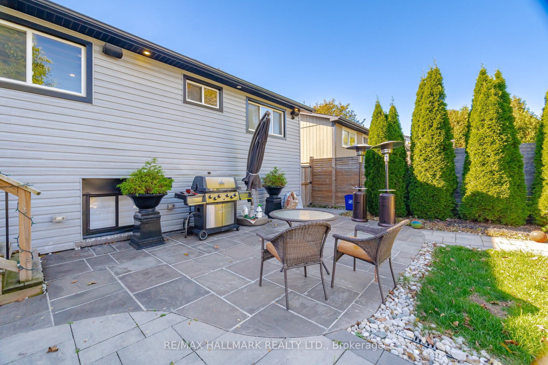 407 Bronte Road Property Photo 34