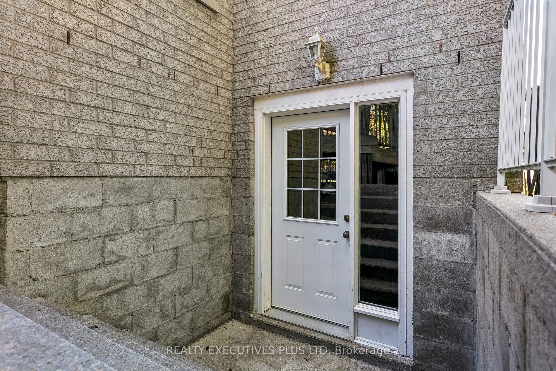 2547 Morrison Avenue Property Photo 40