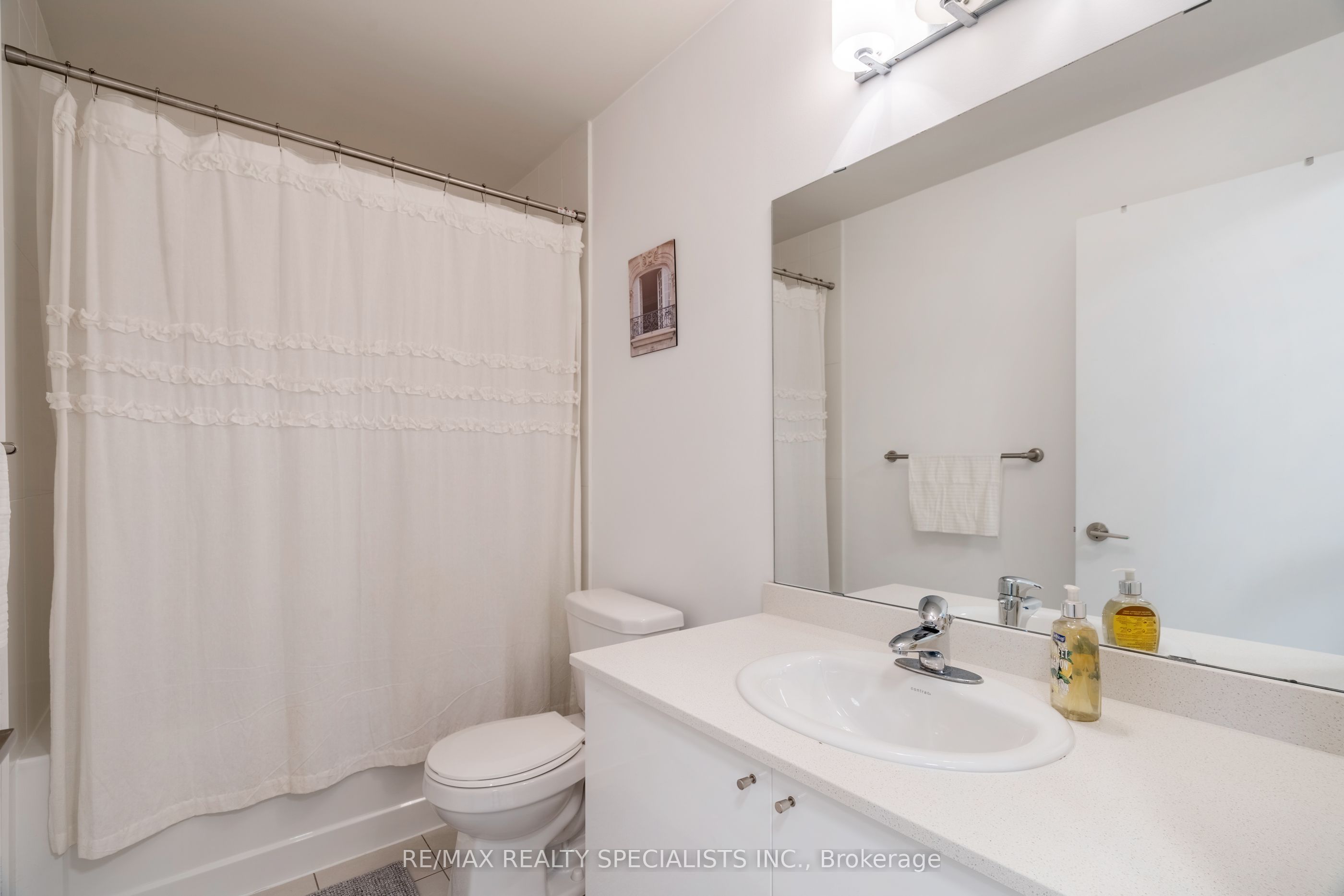 3985 Grand Park Drive 617 Property Photo 3