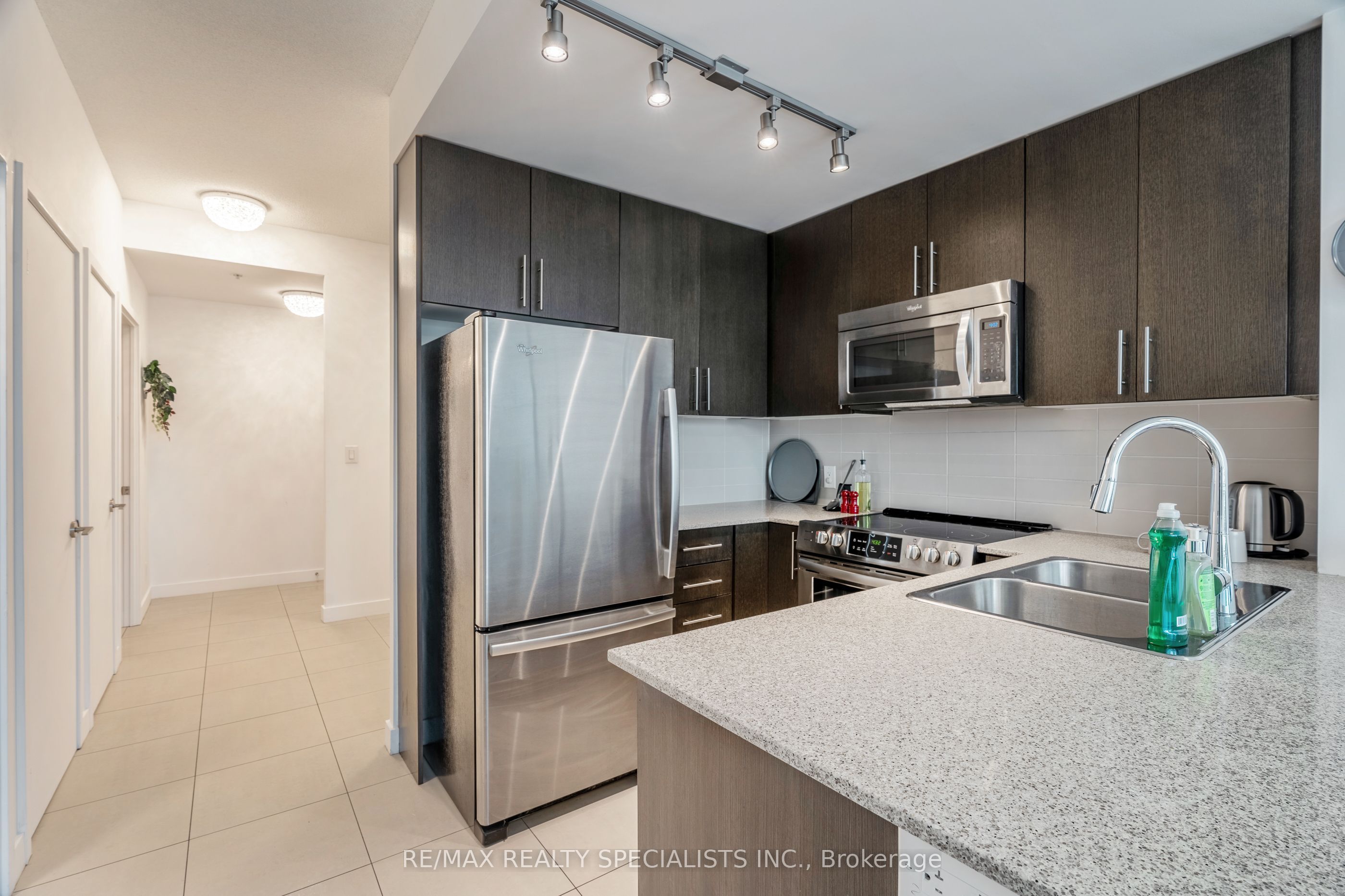3985 Grand Park Drive 617 Property Photo 10