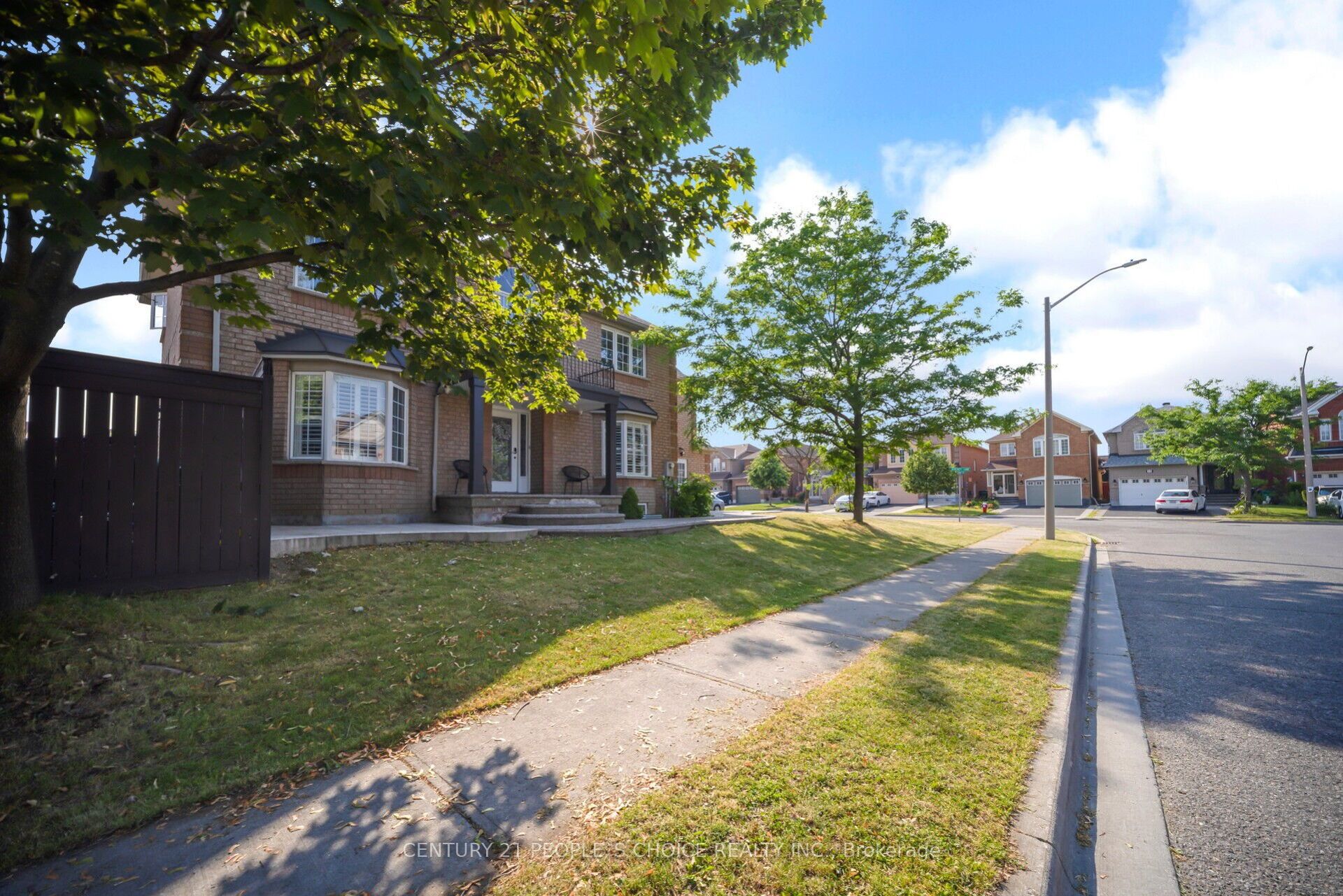 2 Checkerberry Crescent Property Photo 3