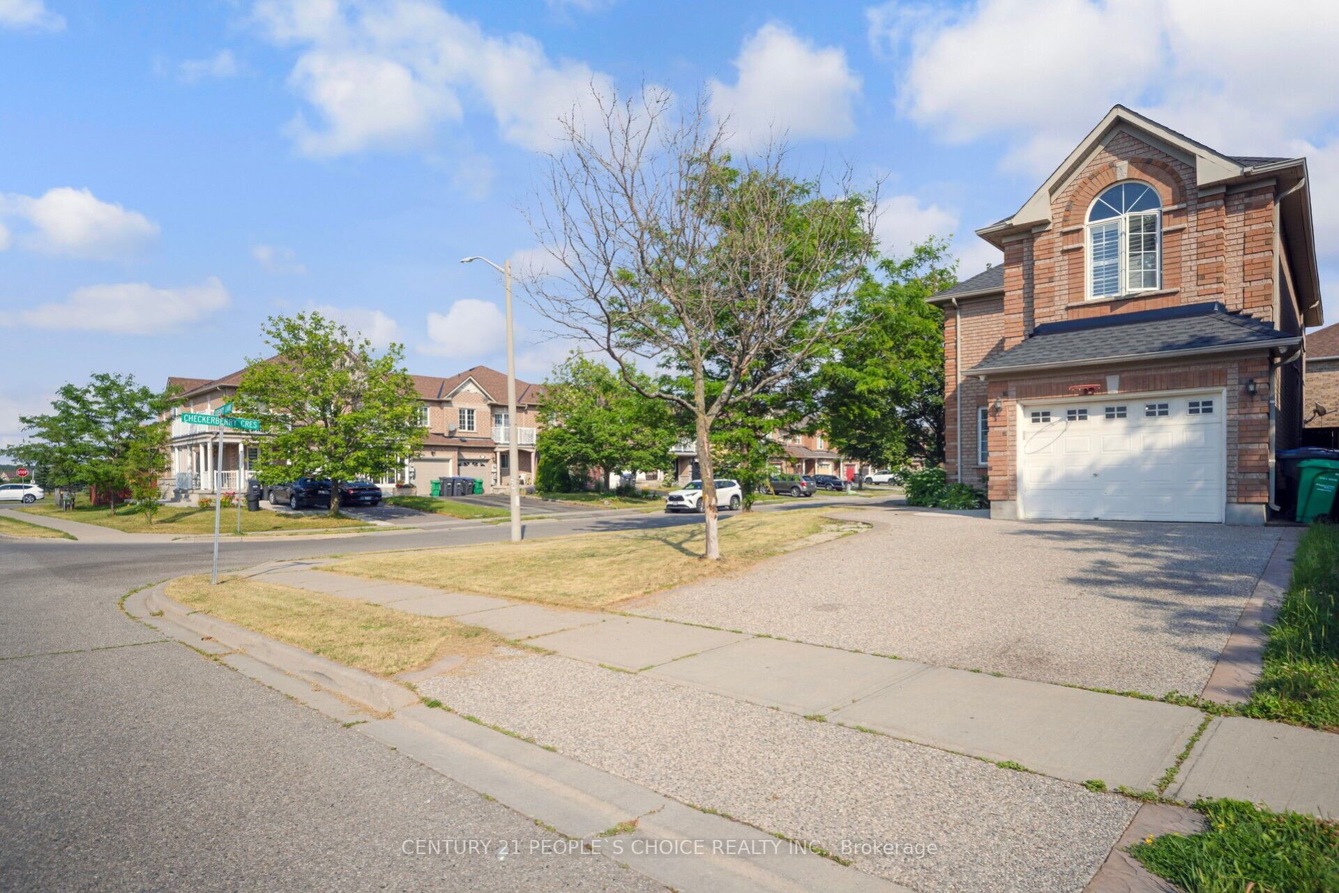 2 Checkerberry Crescent Property Photo 5
