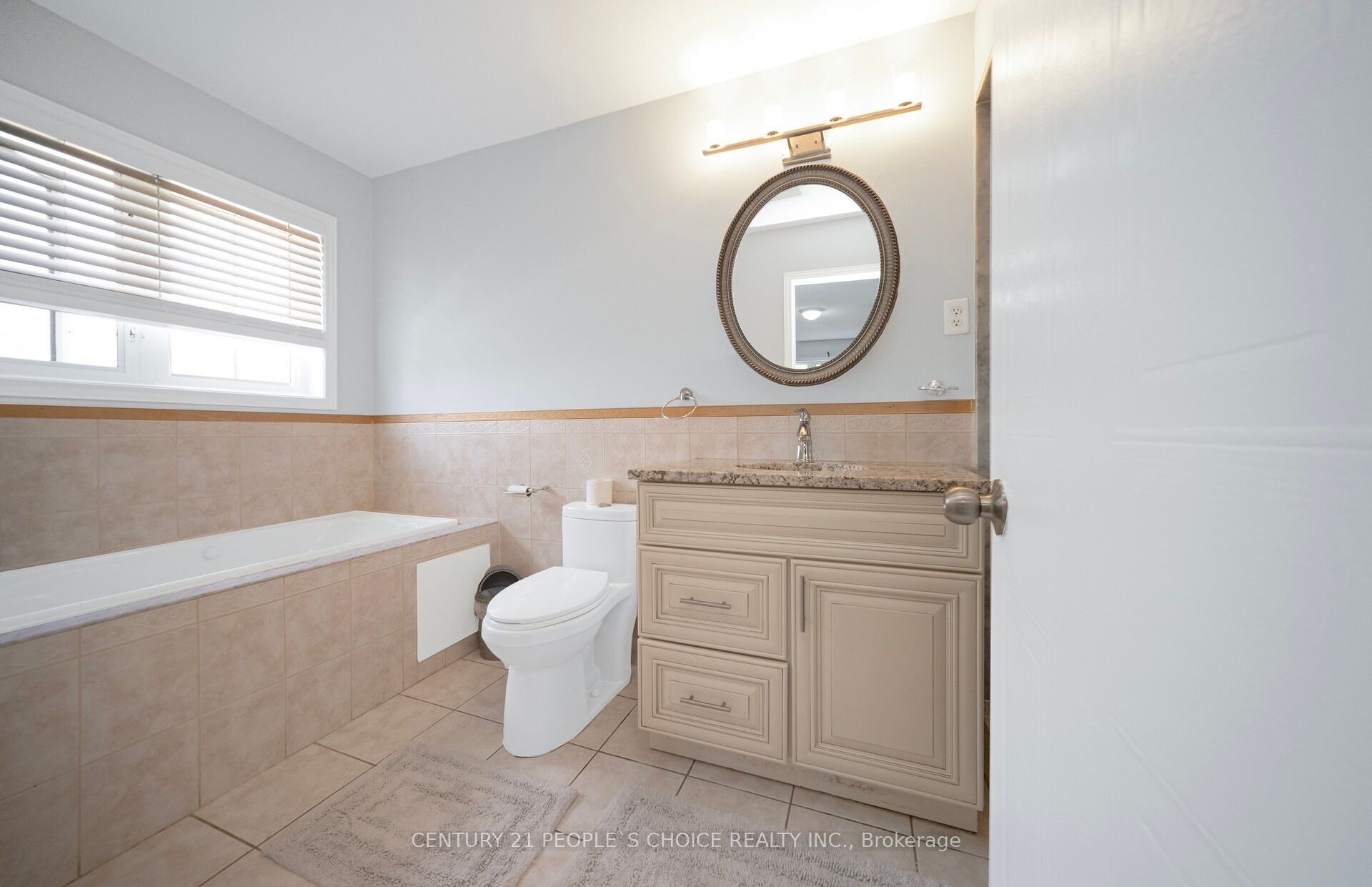 2 Checkerberry Crescent Property Photo 34