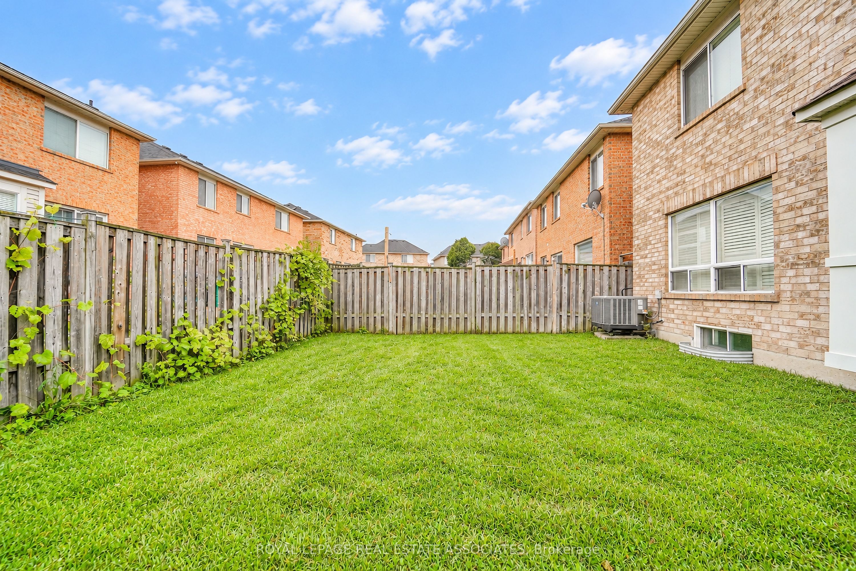 54 Horizon Street Property Photo 6