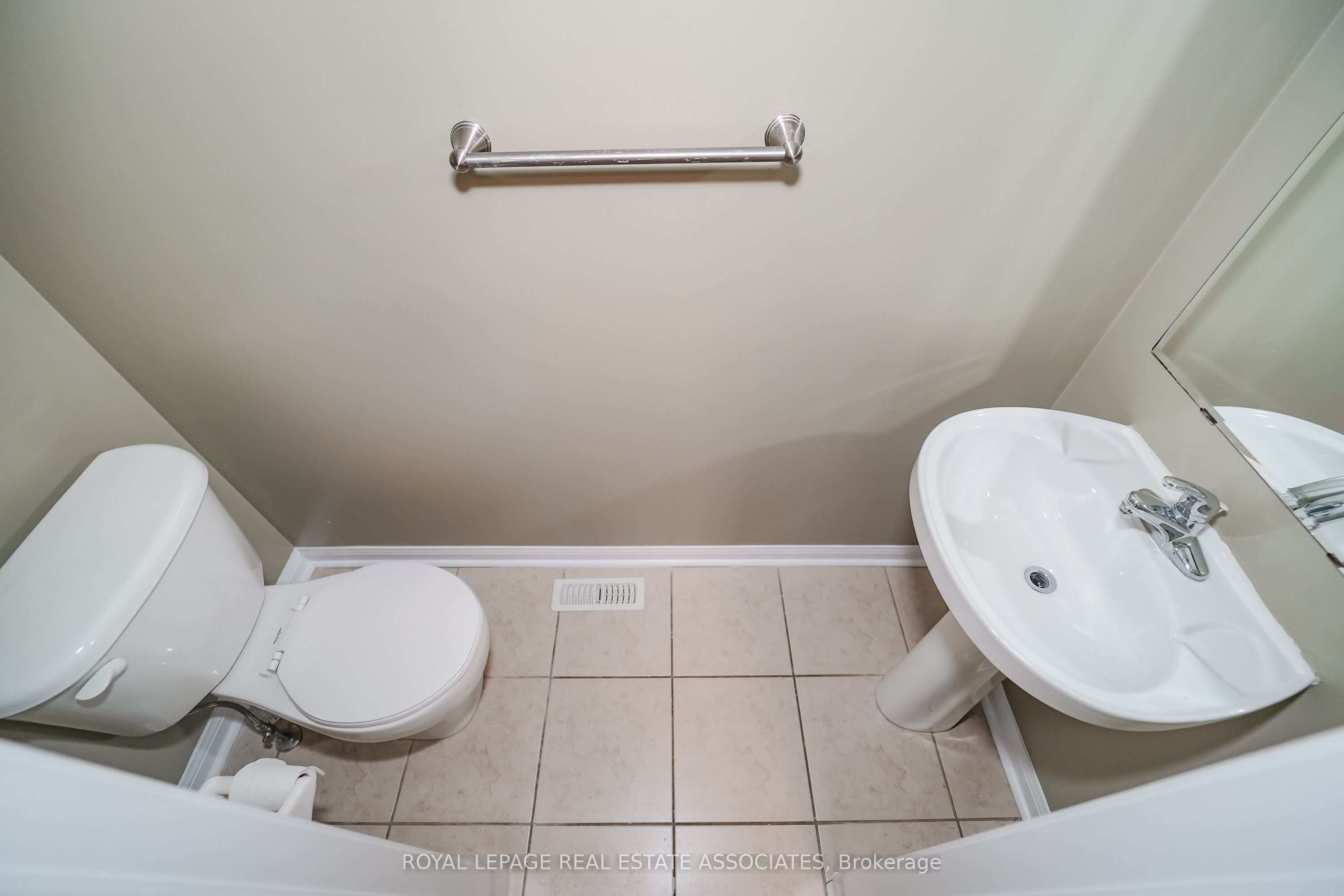 54 Horizon Street Property Photo 8