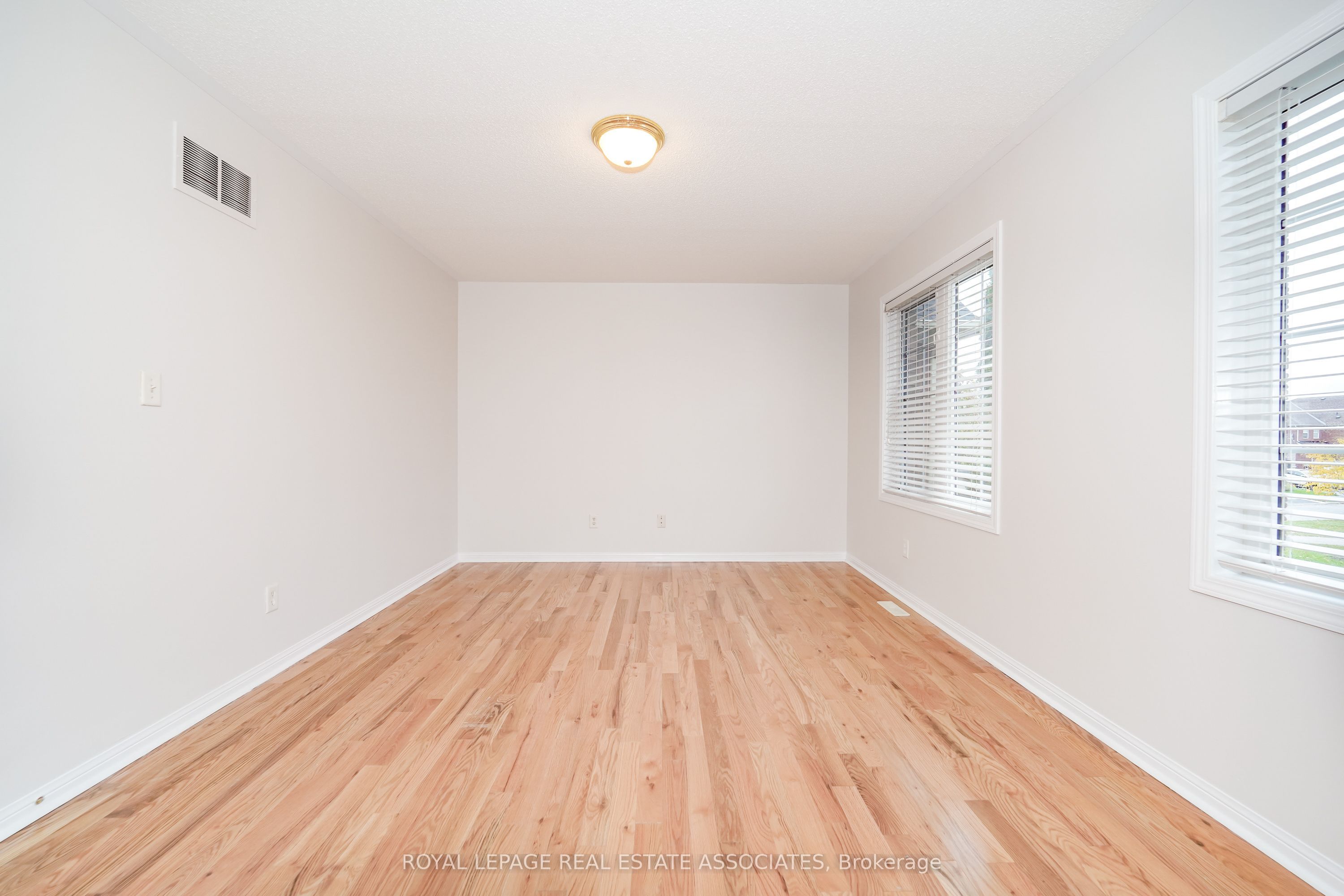 54 Horizon Street Property Photo 25