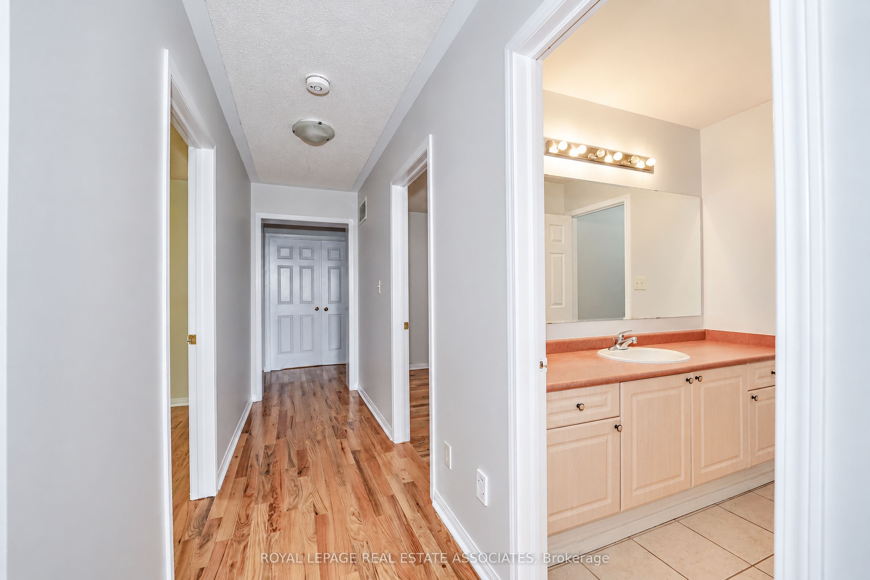 54 Horizon Street Property Photo 40