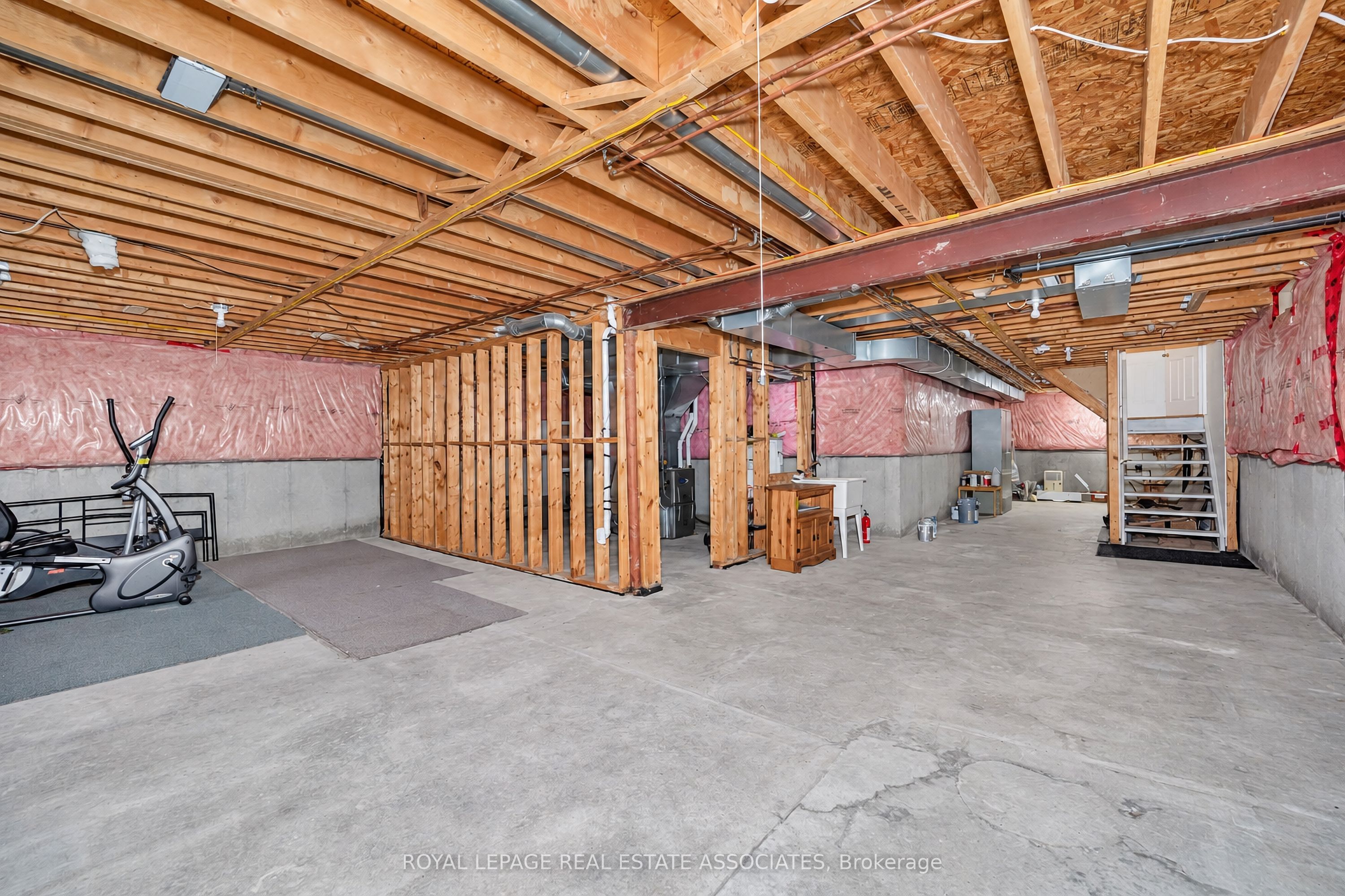 54 Horizon Street Property Photo 43