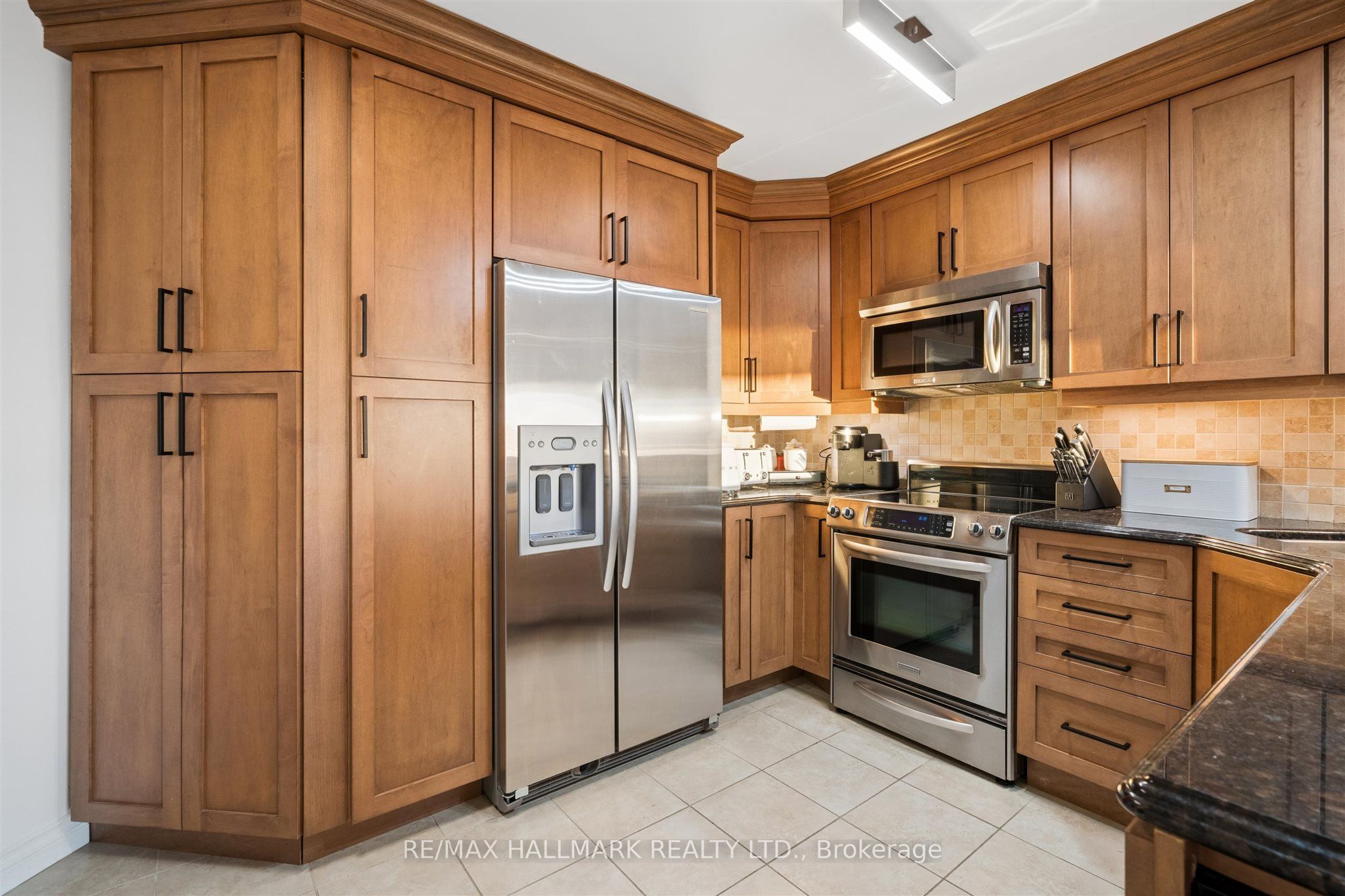 2267 Lakeshore Boulevard W 707 Property Photo 17