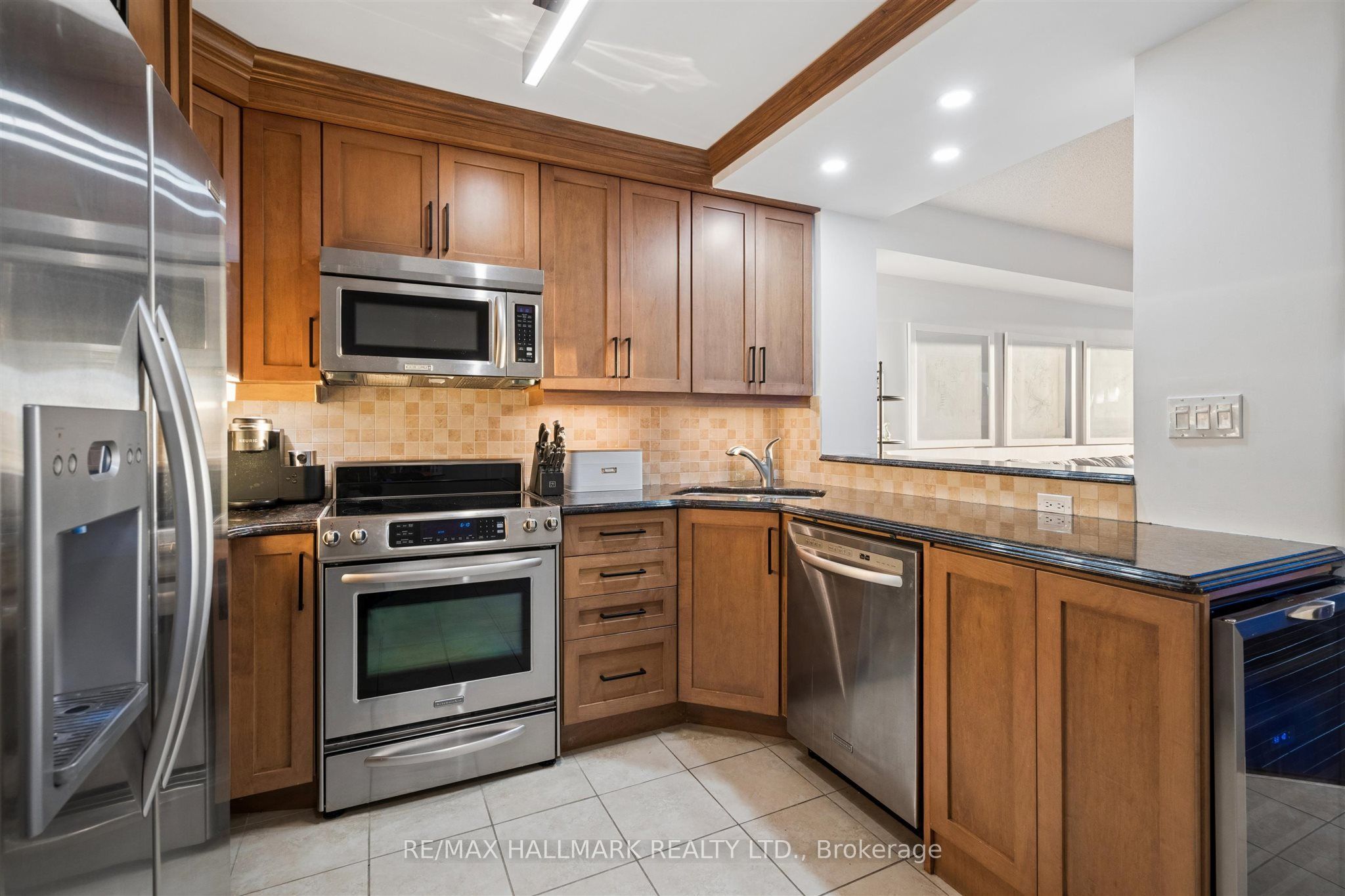 2267 Lakeshore Boulevard W 707 Property Photo 18