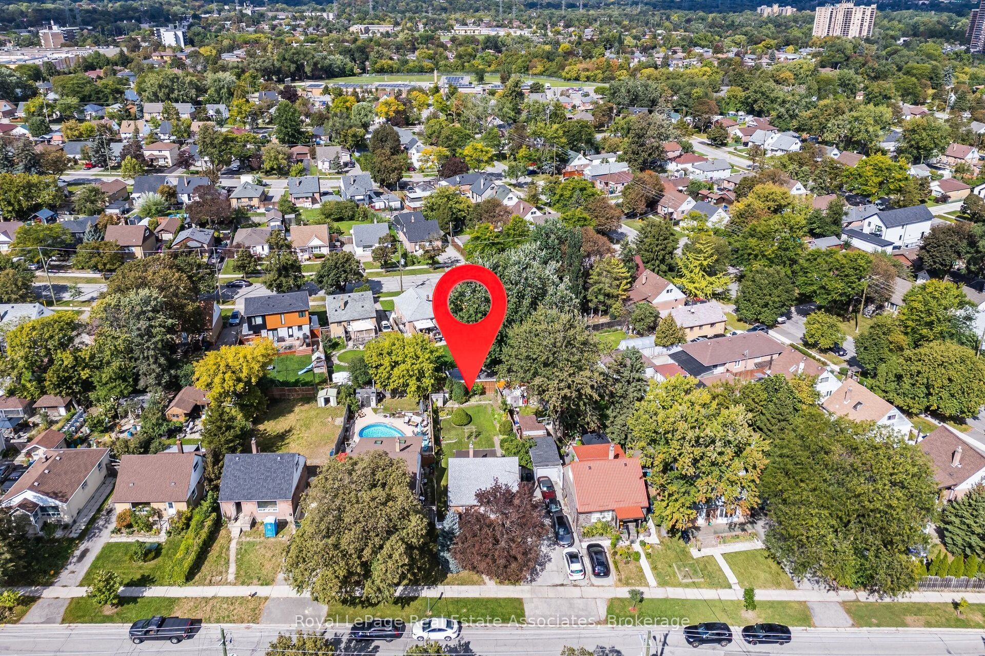 68 Allenby Avenue Property Photo 2
