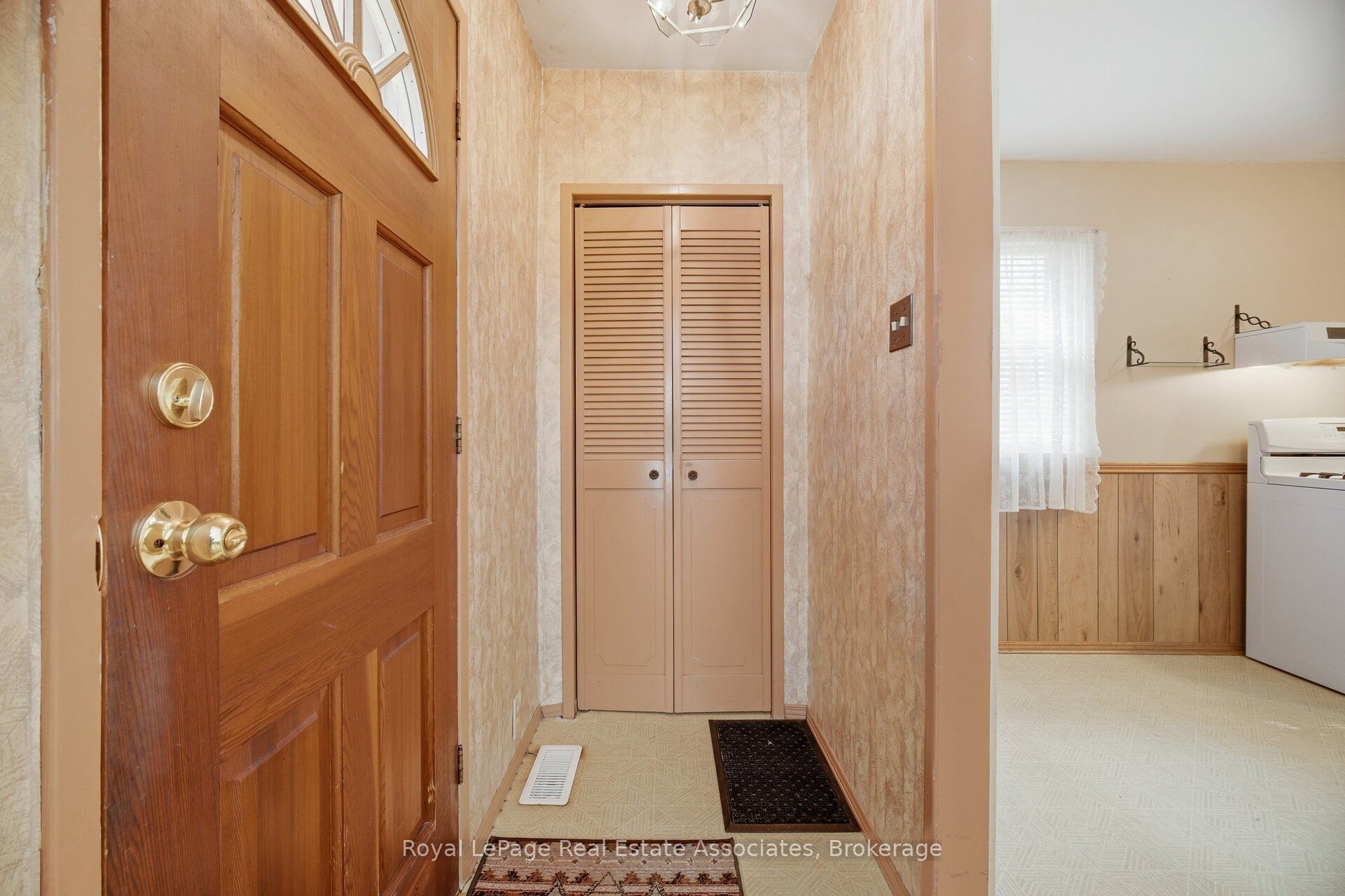 68 Allenby Avenue Property Photo 8