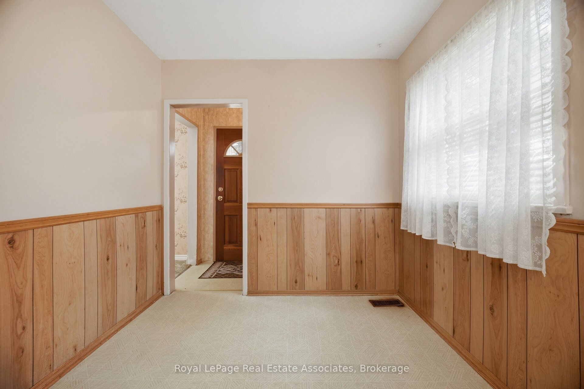 68 Allenby Avenue Property Photo 16