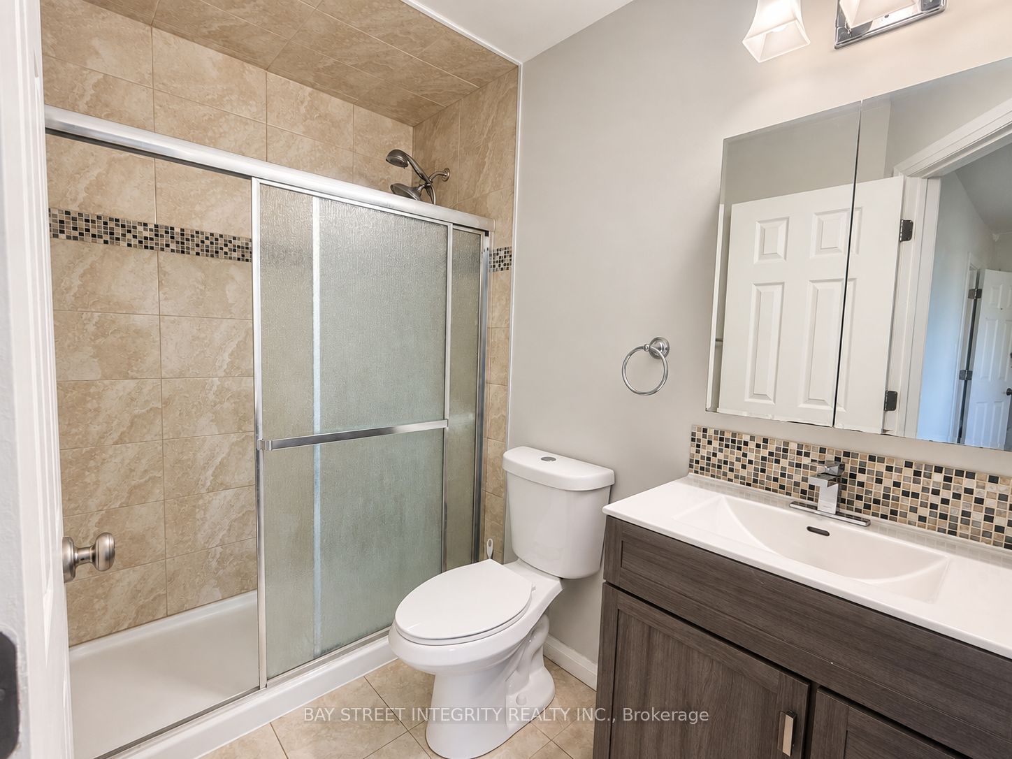1580 Lancaster Drive 29 Property Photo 17