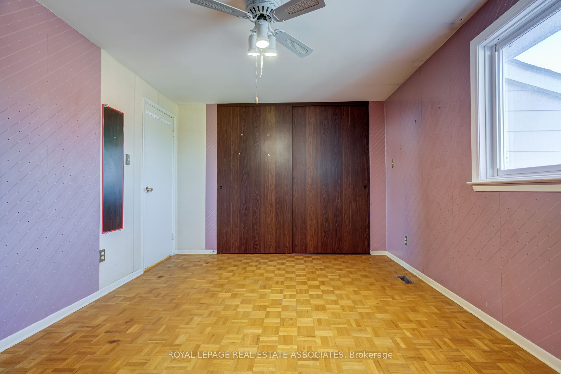 215 Mississauga Valley Boulevard Property Photo 29