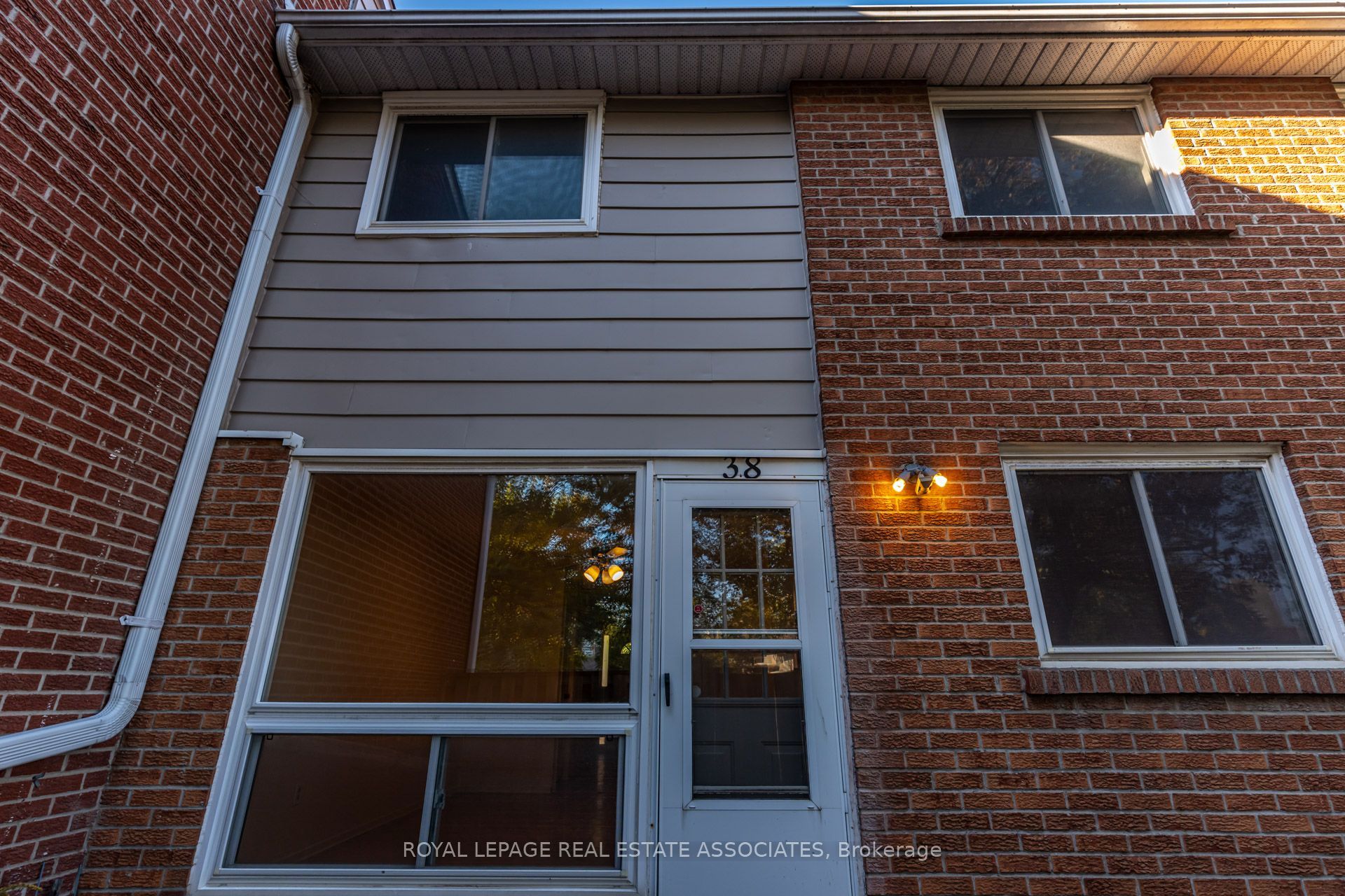 215 Mississauga Valley Boulevard Property Photo 41