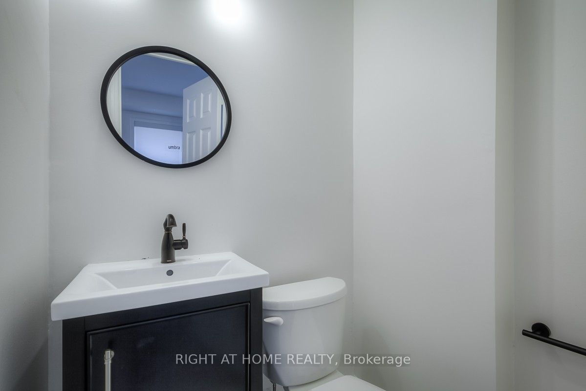 7401 Village Walk Property Photo 16