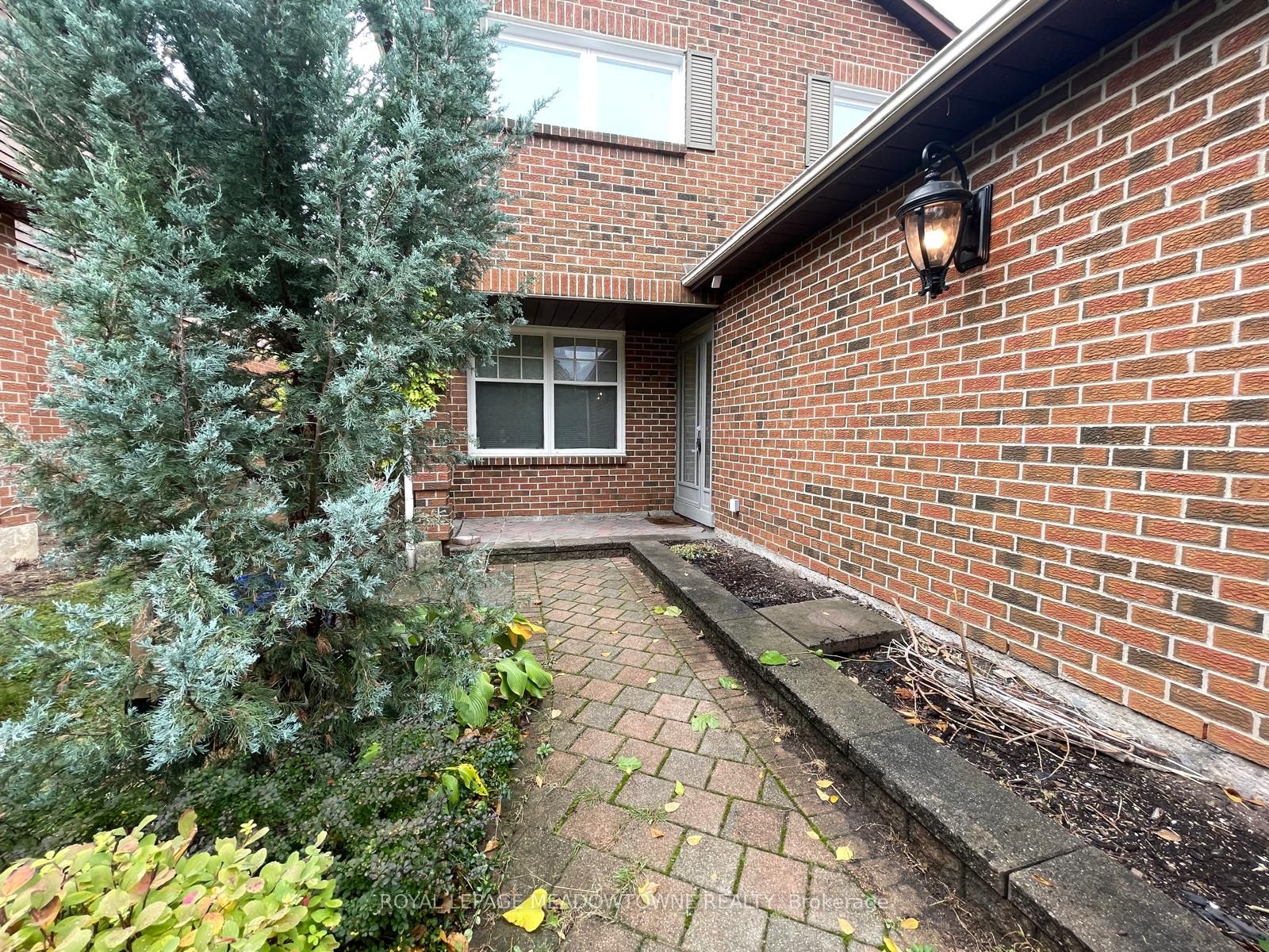 444 Vanier Drive Property Photo 39