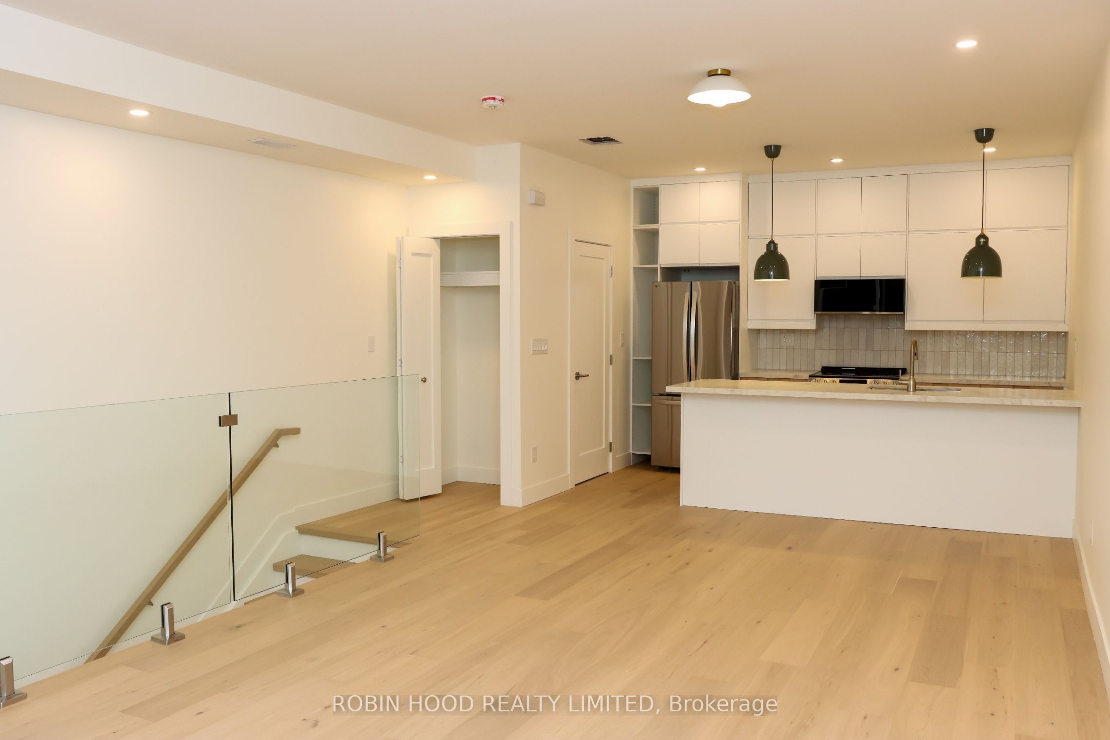 247 Pacific Avenue 2 Property Photo 10