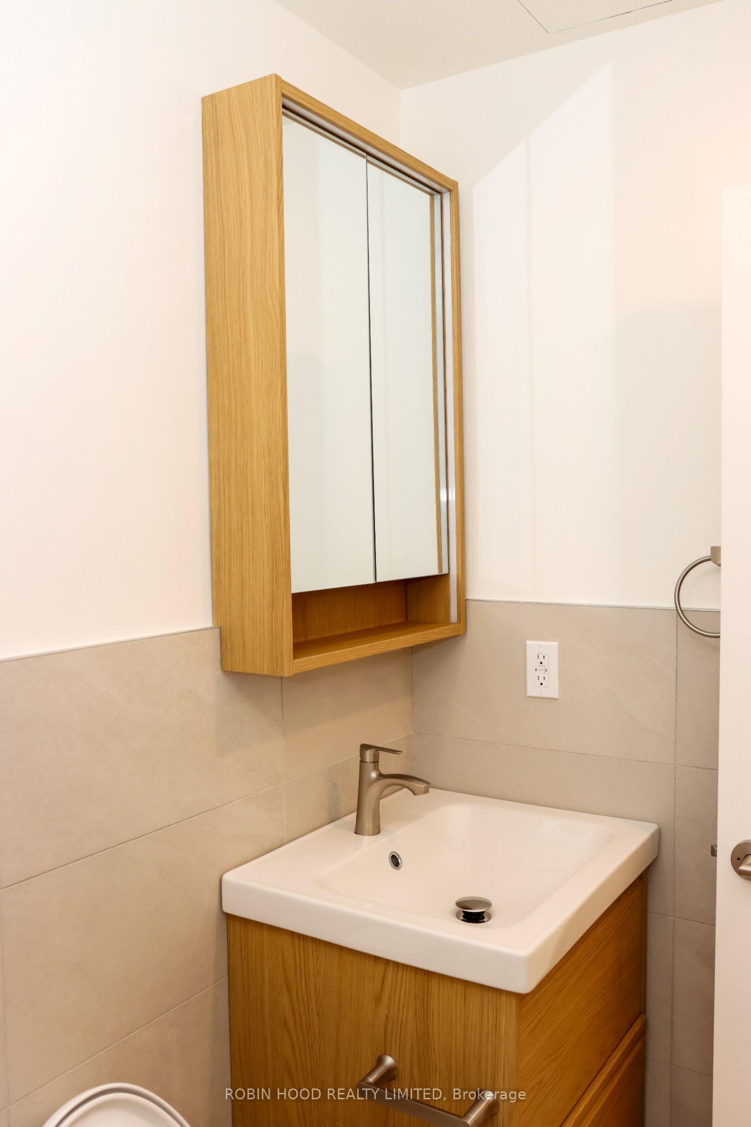 247 Pacific Avenue 2 Property Photo 17