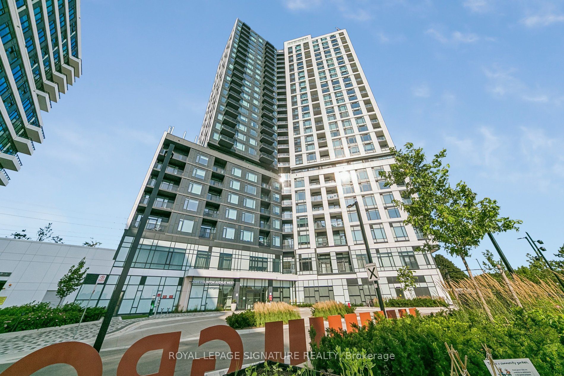 2495 Eglinton Avenue W 1206 Property Photo 1