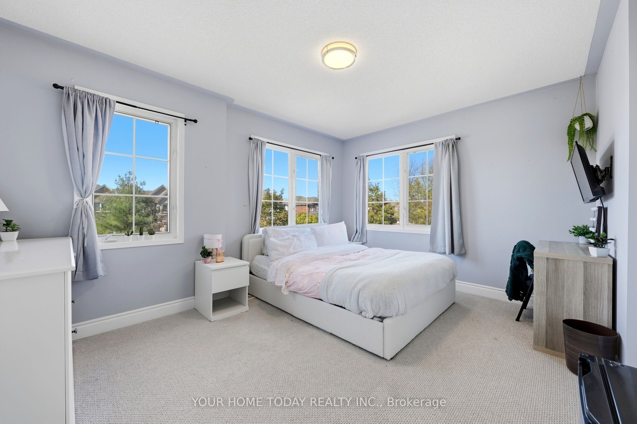 33 Preston Street Property Photo 25
