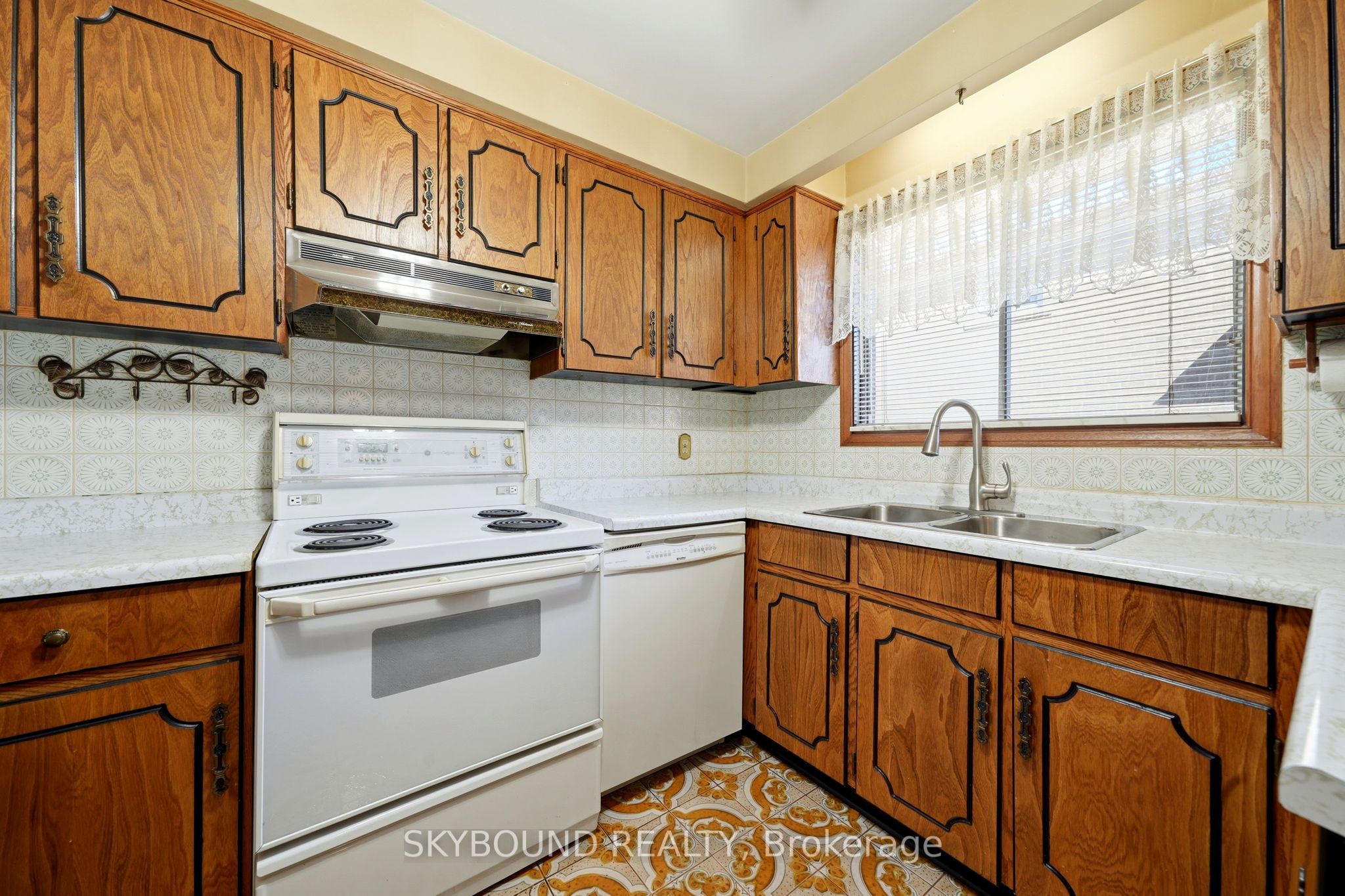 64a Saint Georges Boulevard Property Photo 16