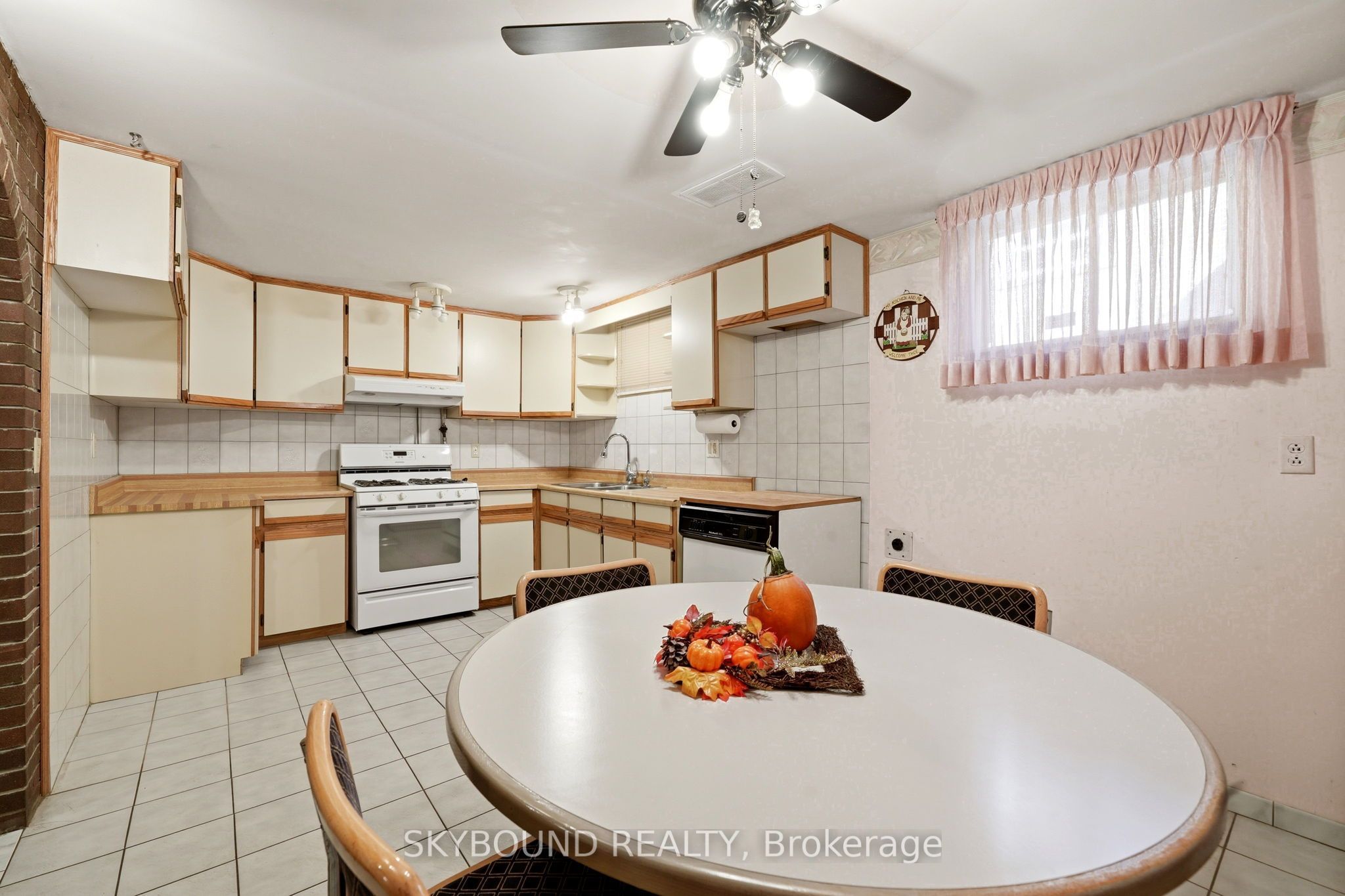 64a Saint Georges Boulevard Property Photo 32