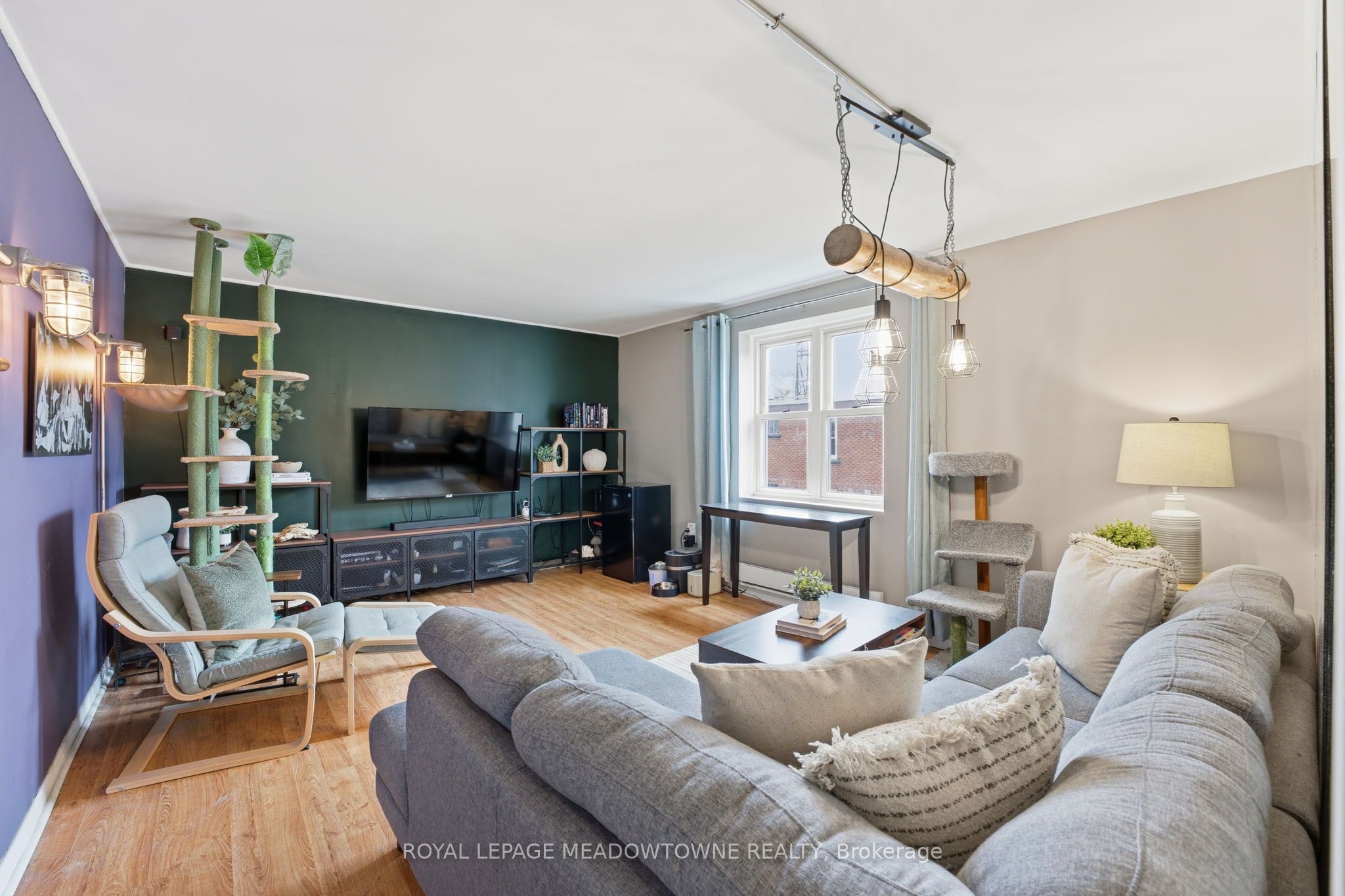 1351 Lakeshore Road 15 Property Photo 12