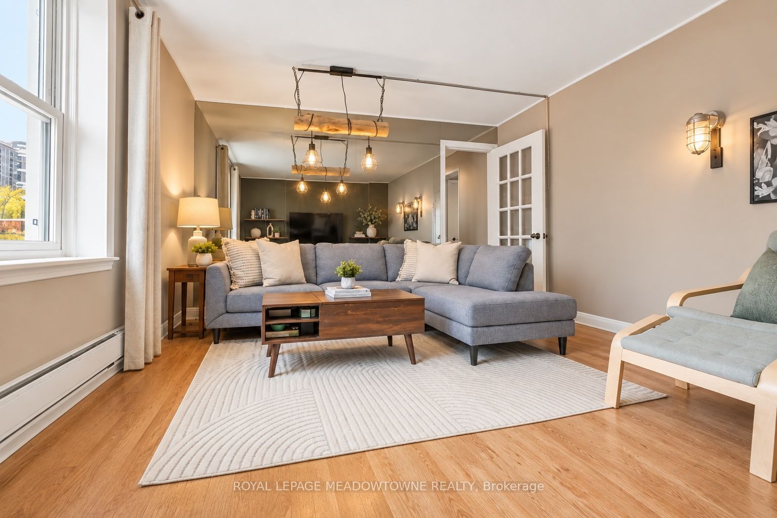 1351 Lakeshore Road 15 Property Photo 13