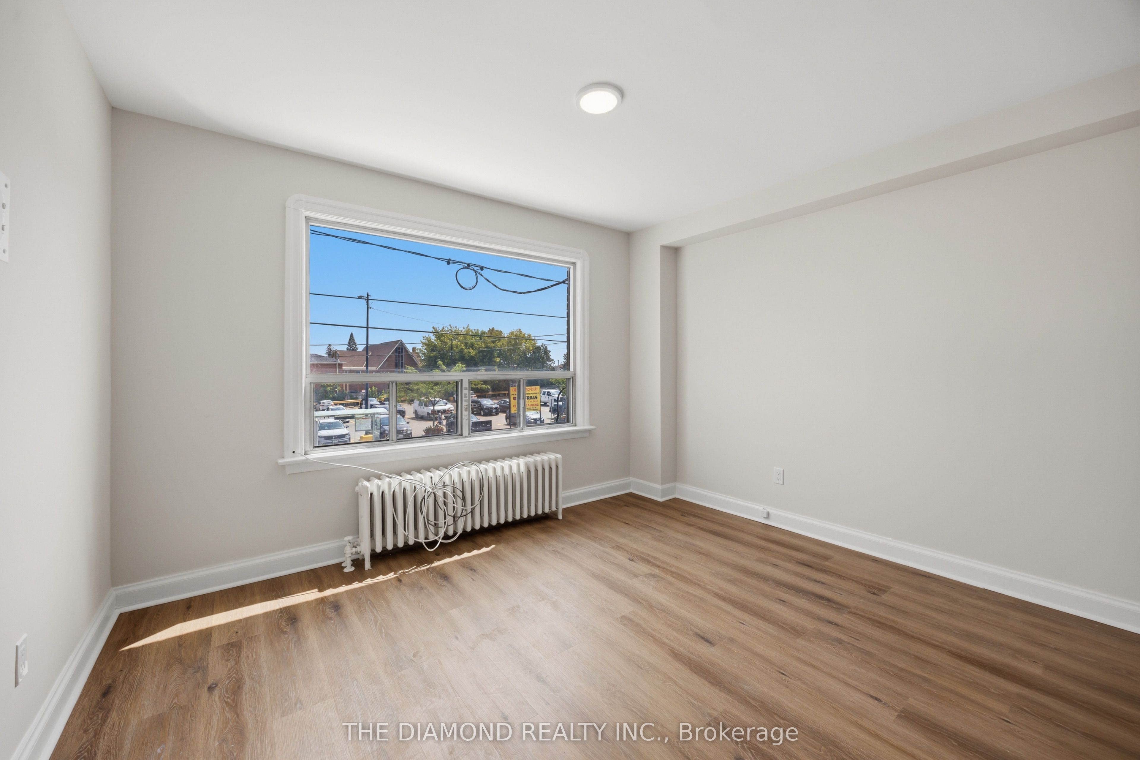1958a Eglinton Avenue W Property Photo 20