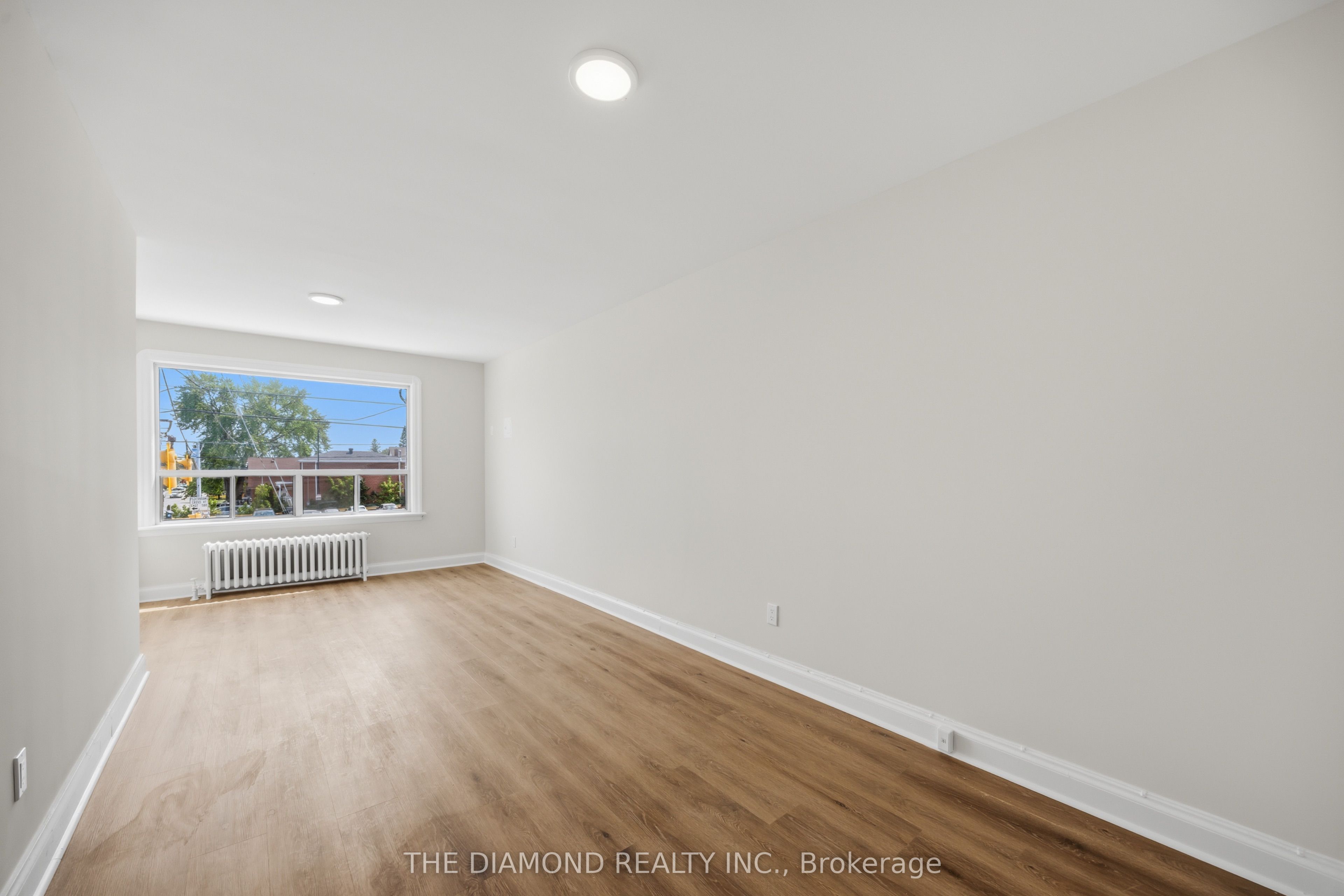 1958a Eglinton Avenue W Property Photo 22