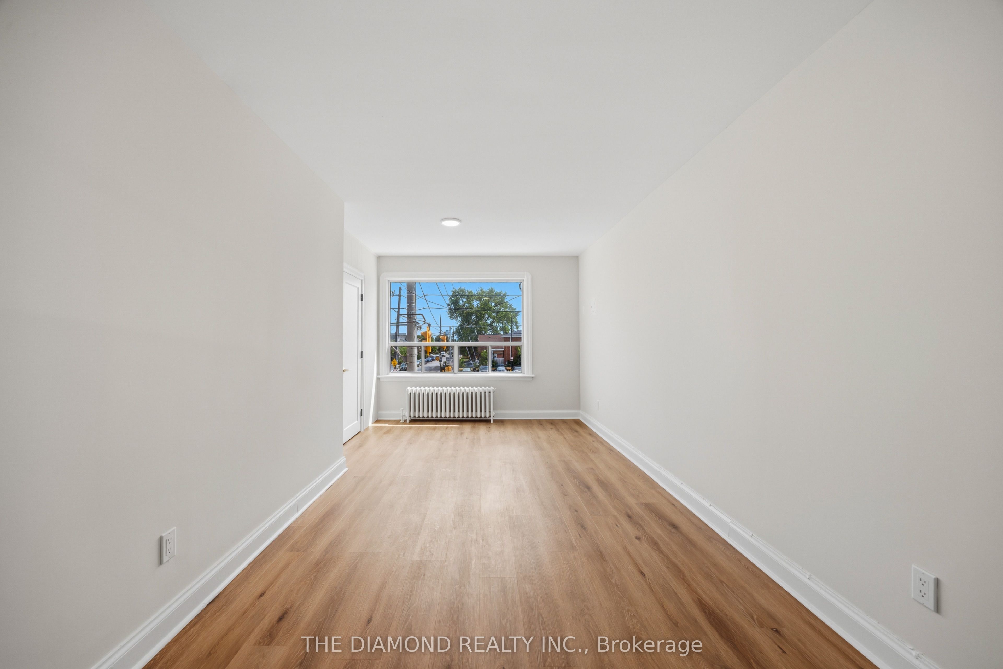 1958a Eglinton Avenue W Property Photo 23
