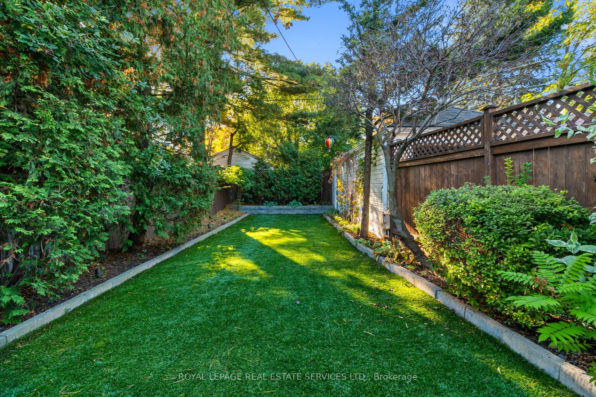 64 Cliveden Avenue Property Photo 37