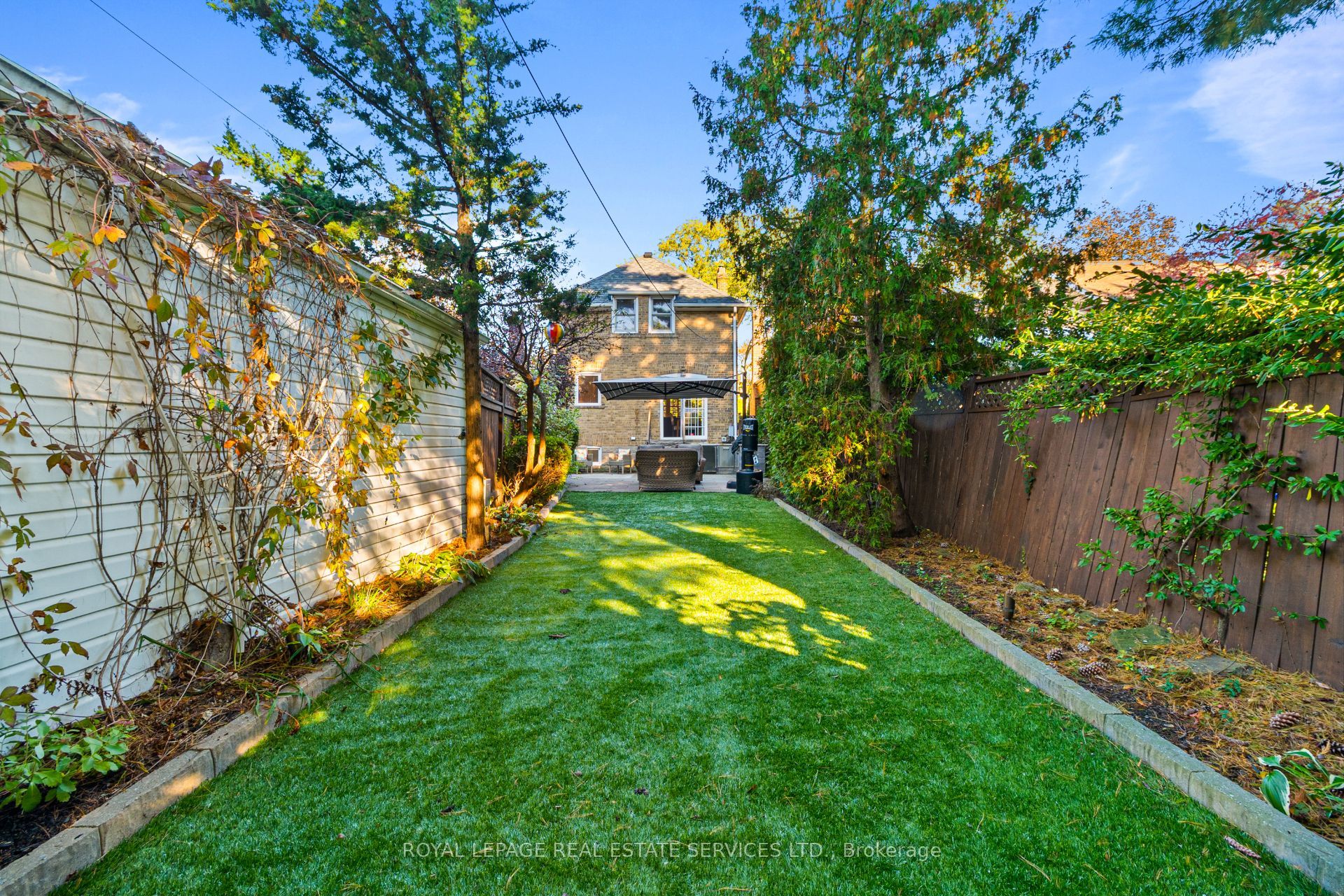 64 Cliveden Avenue Property Photo 38