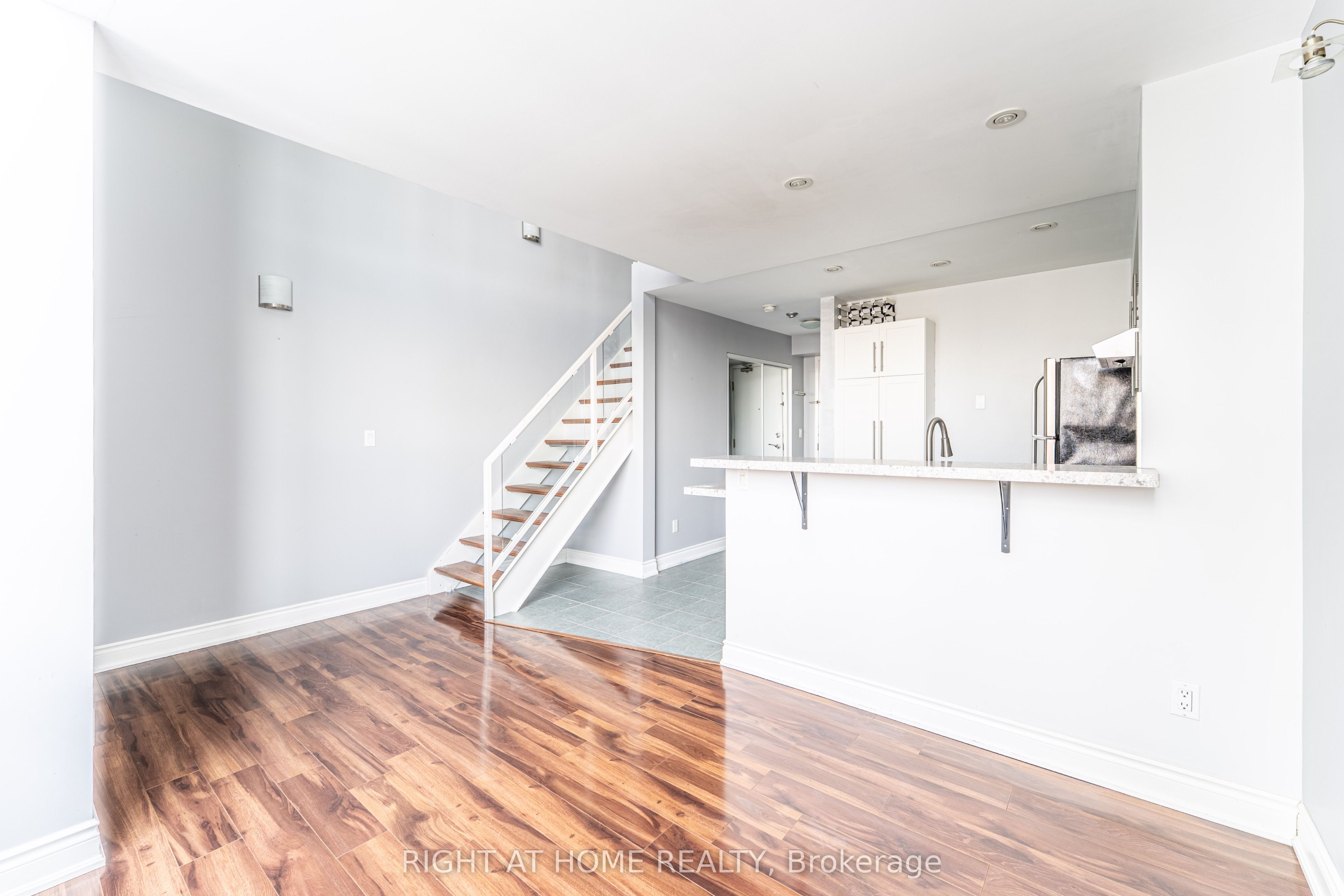 300 Manitoba Street 426 Property Photo 30