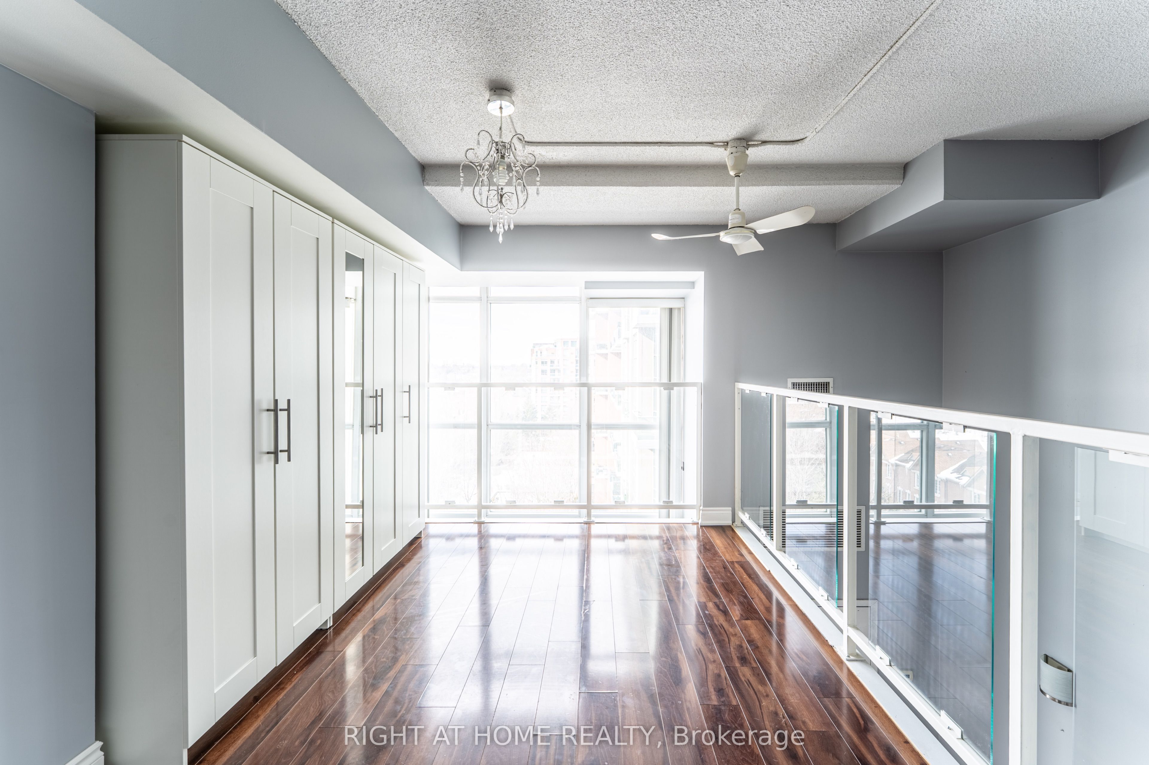 300 Manitoba Street 426 Property Photo 37