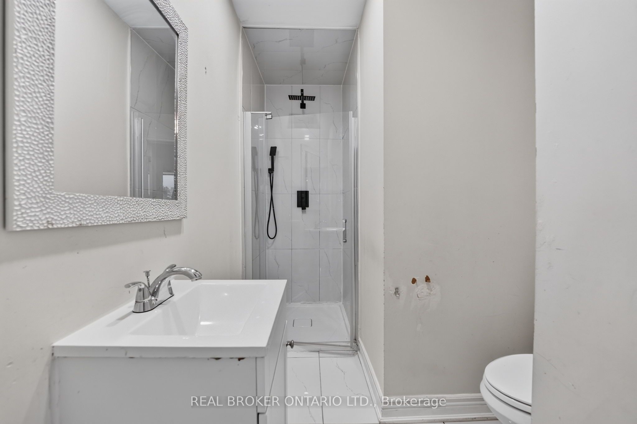 27 Vange Crescent Property Photo 21