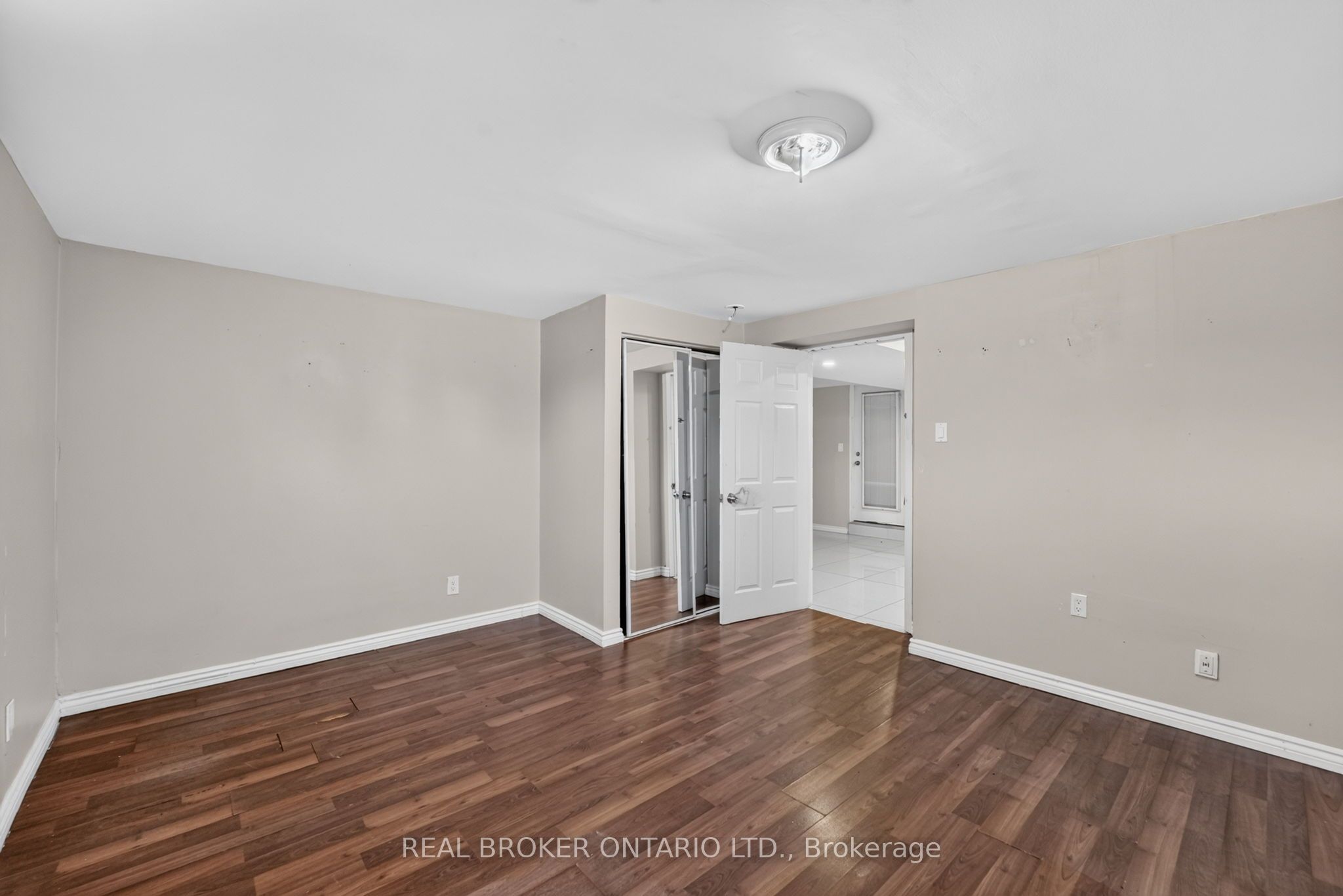 27 Vange Crescent Property Photo 37