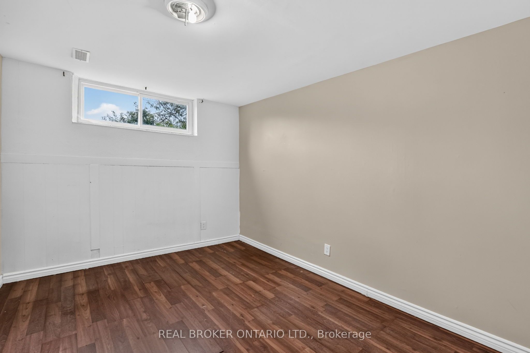 27 Vange Crescent Property Photo 38
