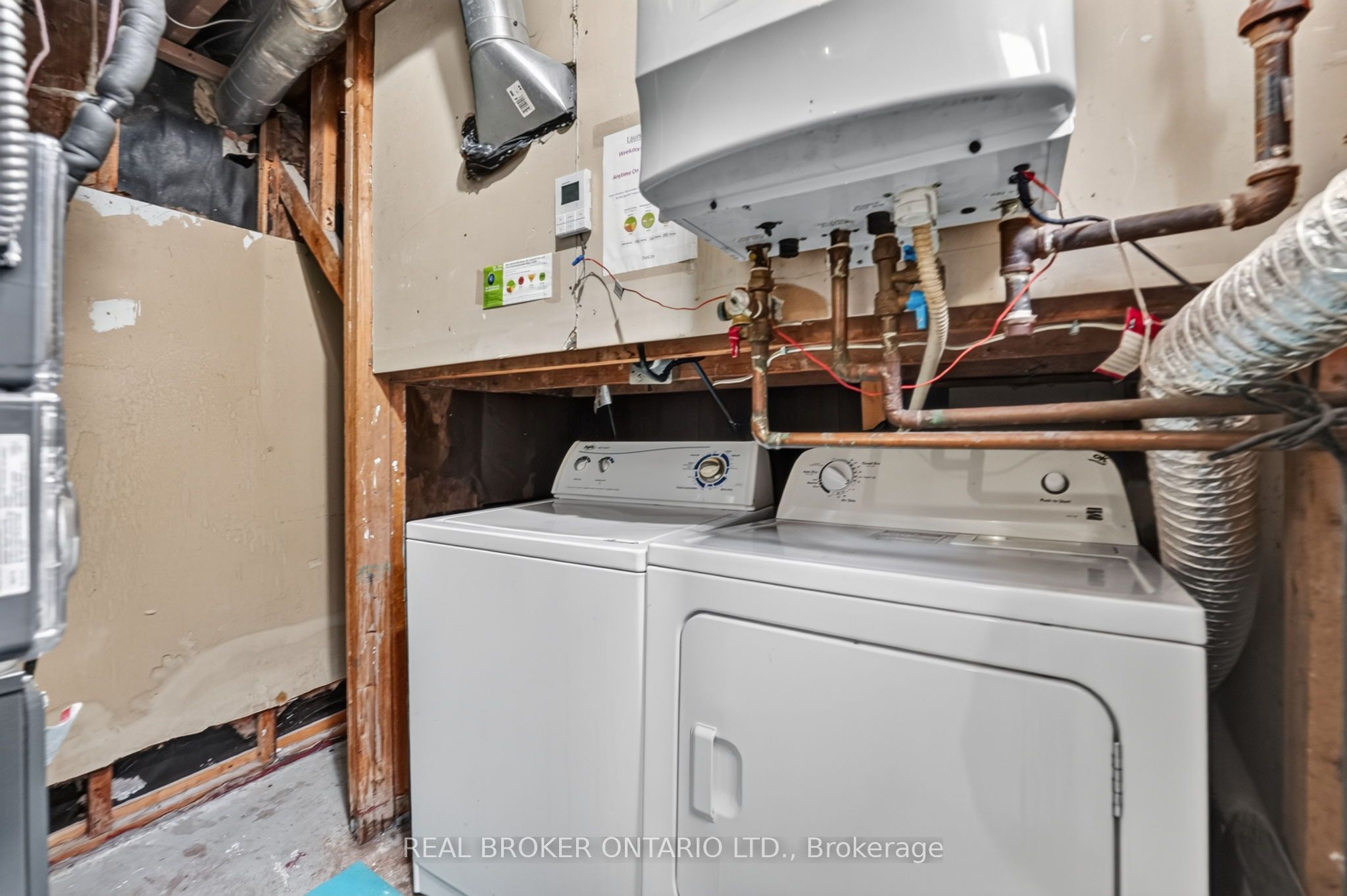 27 Vange Crescent Property Photo 39
