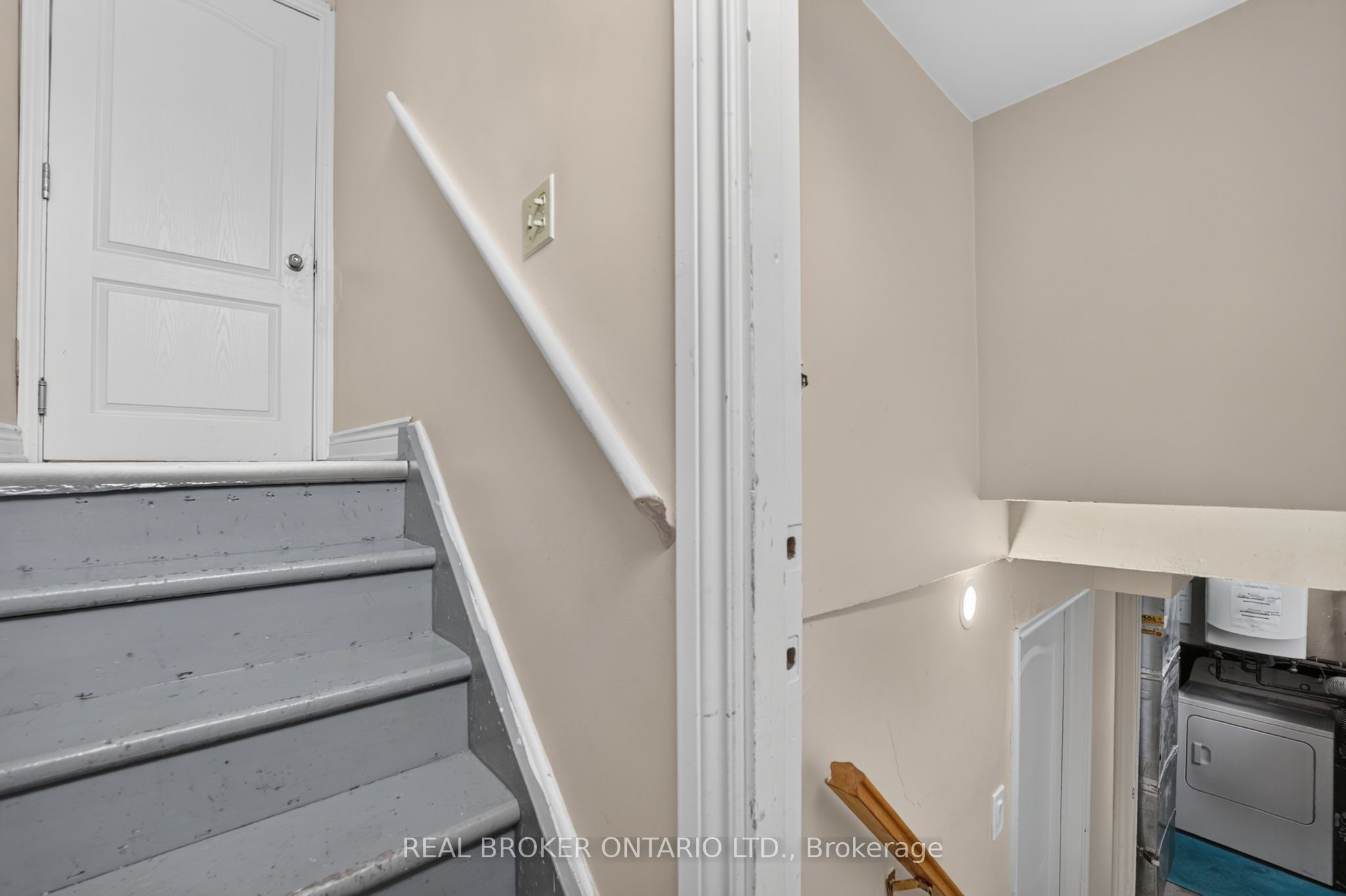 27 Vange Crescent Property Photo 40