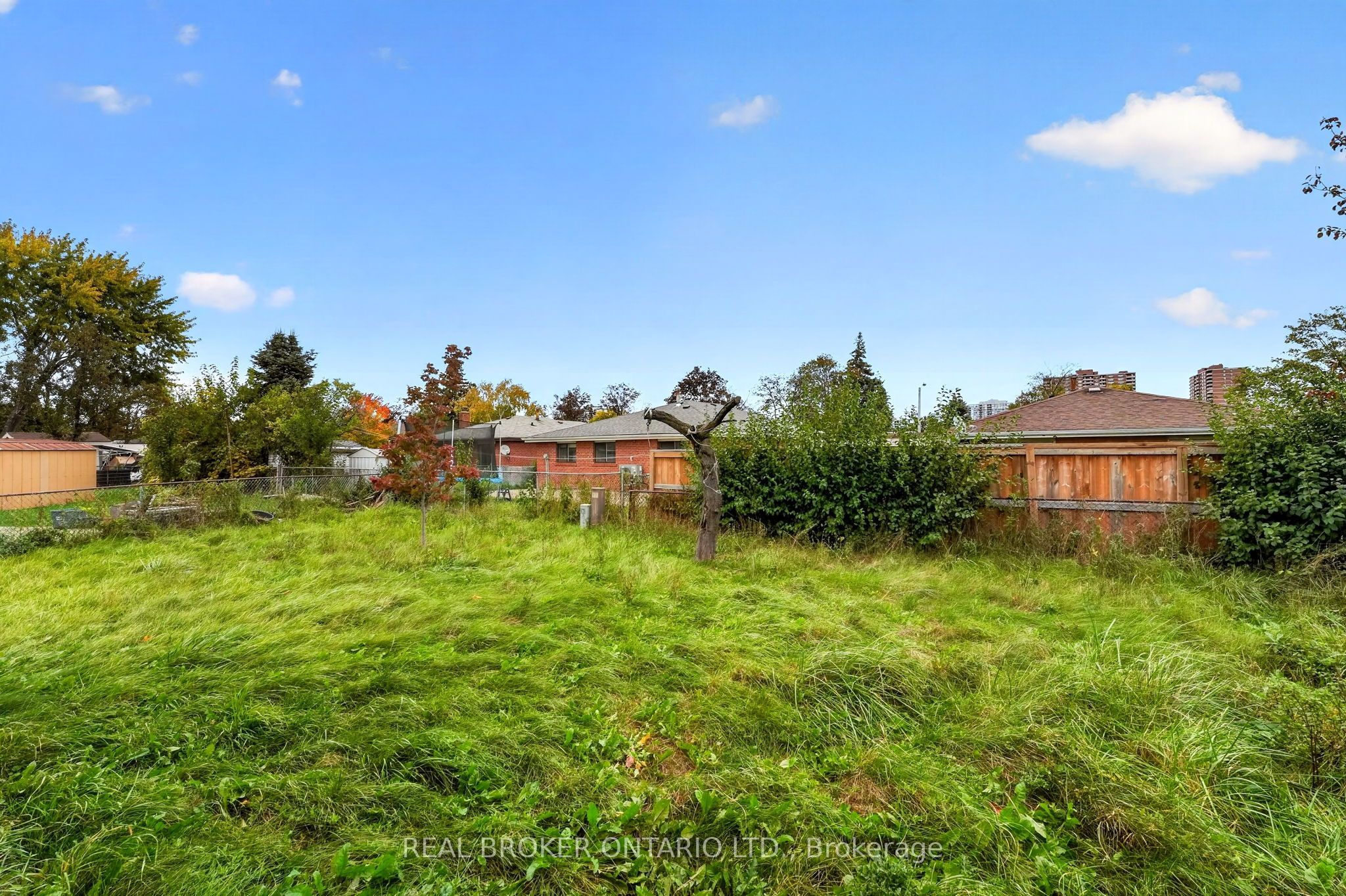 27 Vange Crescent Property Photo 48