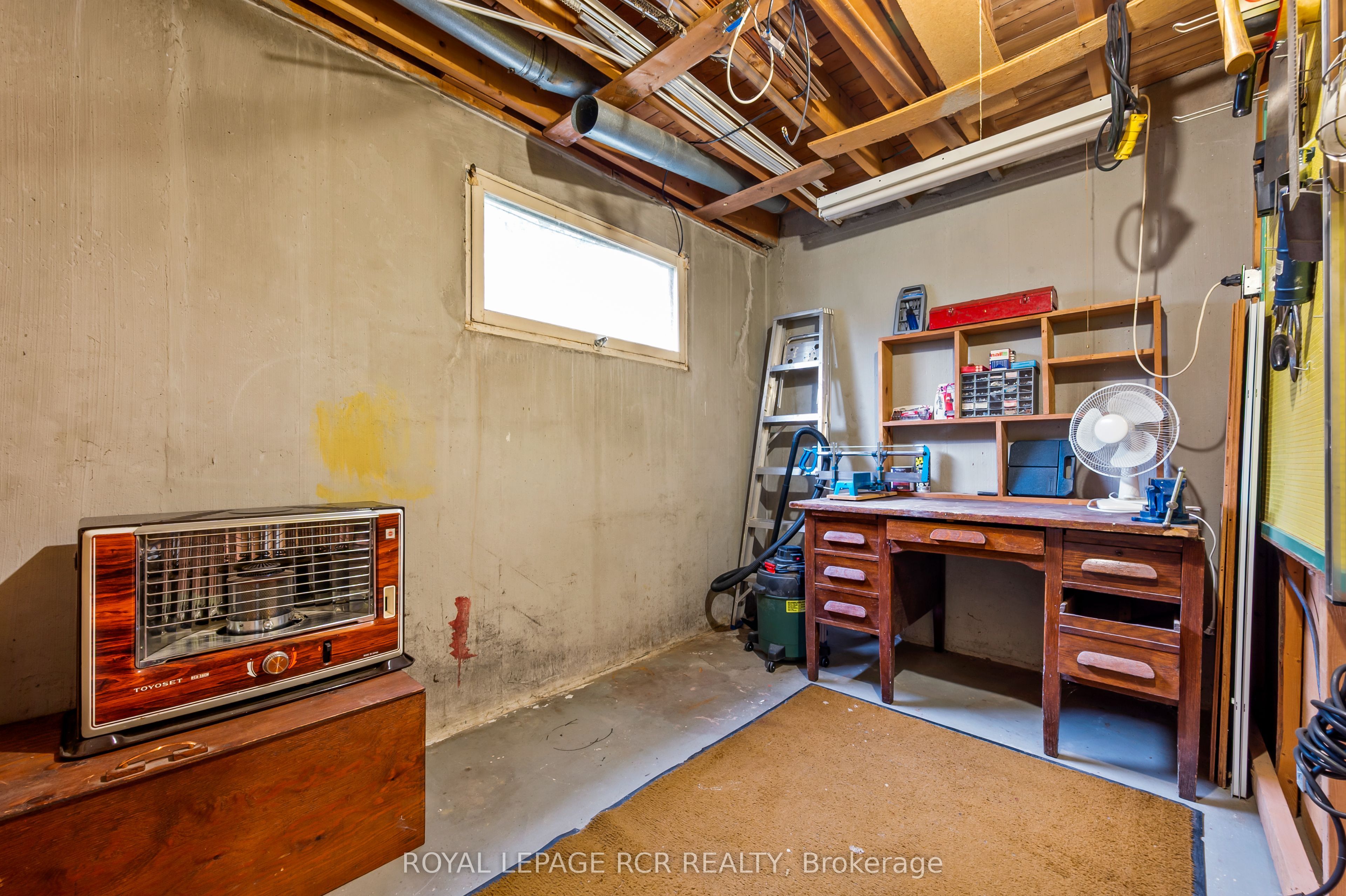 7 Cardwell Street Property Photo 23