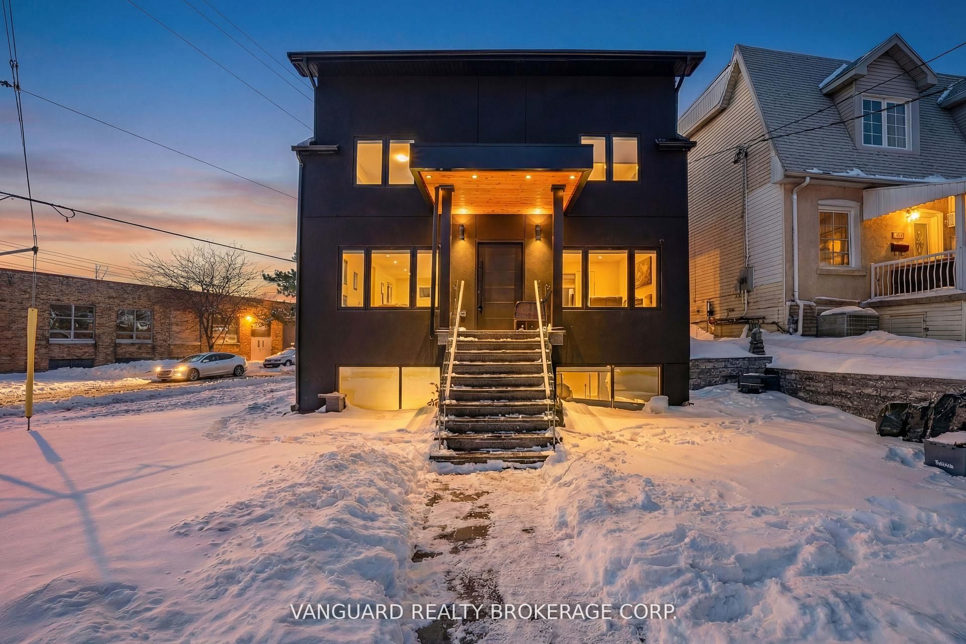 410 Maybank Avenue Property Photo 1